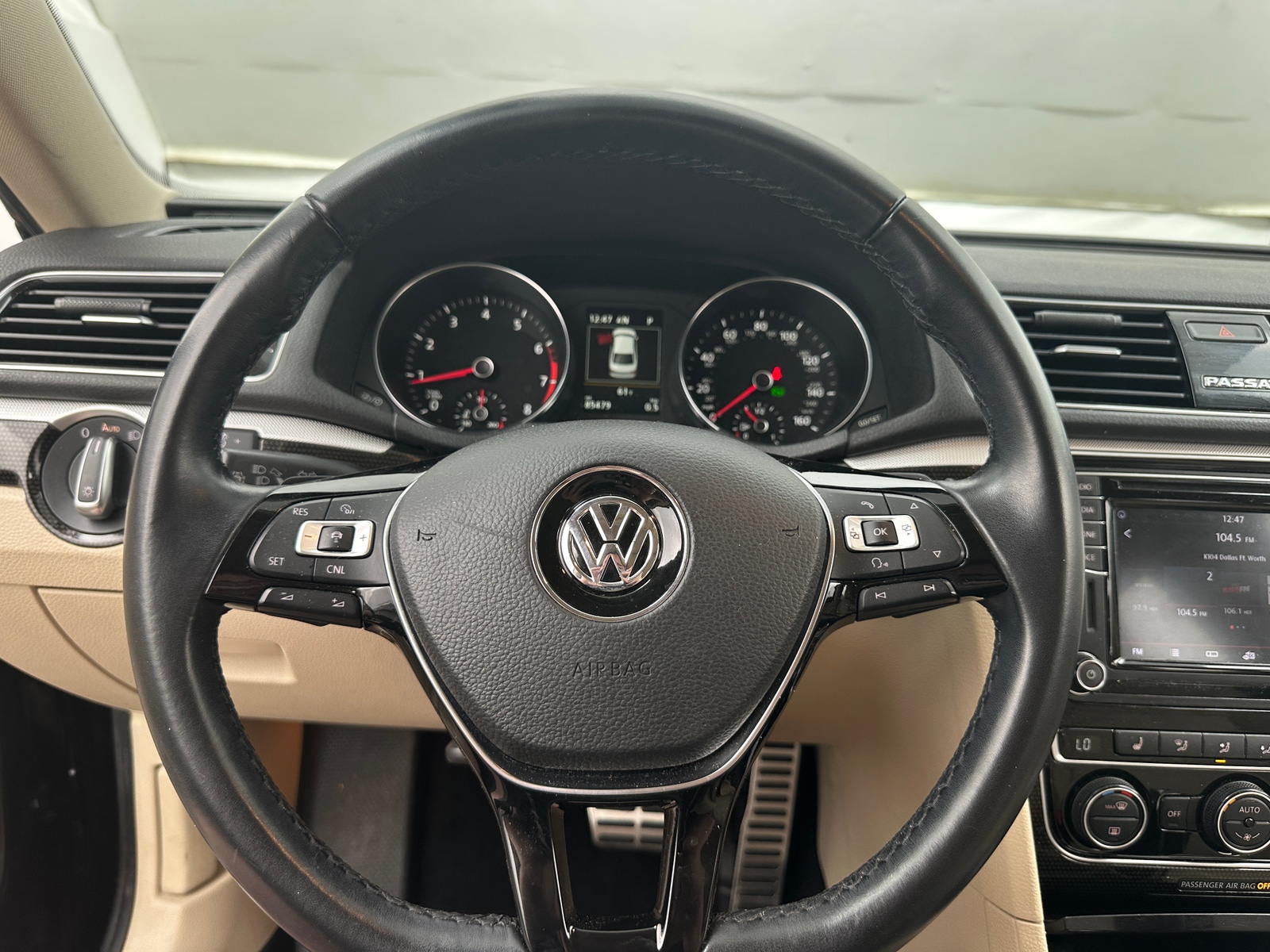 Thumbnail: 2019 Volkswagen Passat - 4