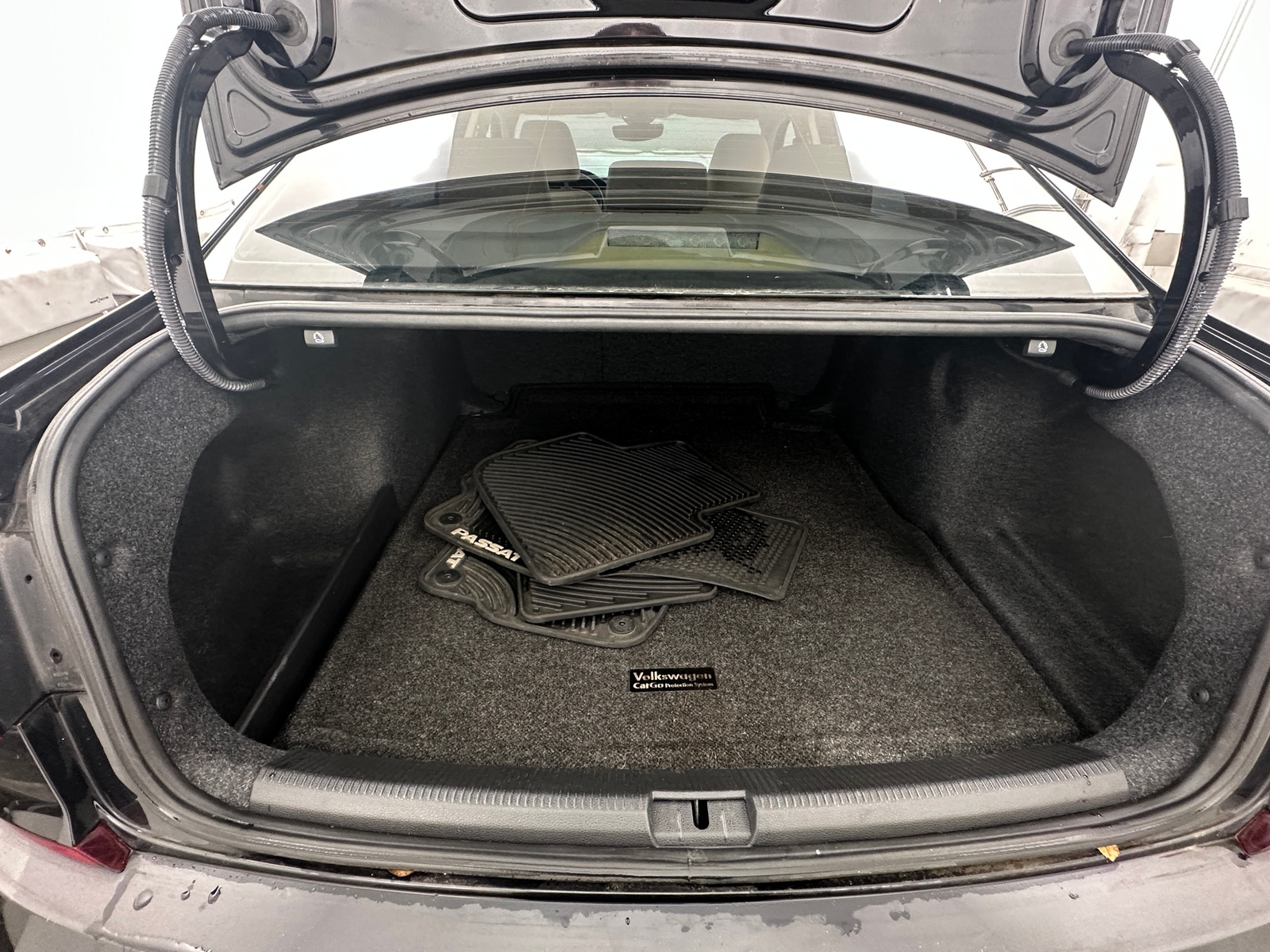 Thumbnail: 2019 Volkswagen Passat - 6