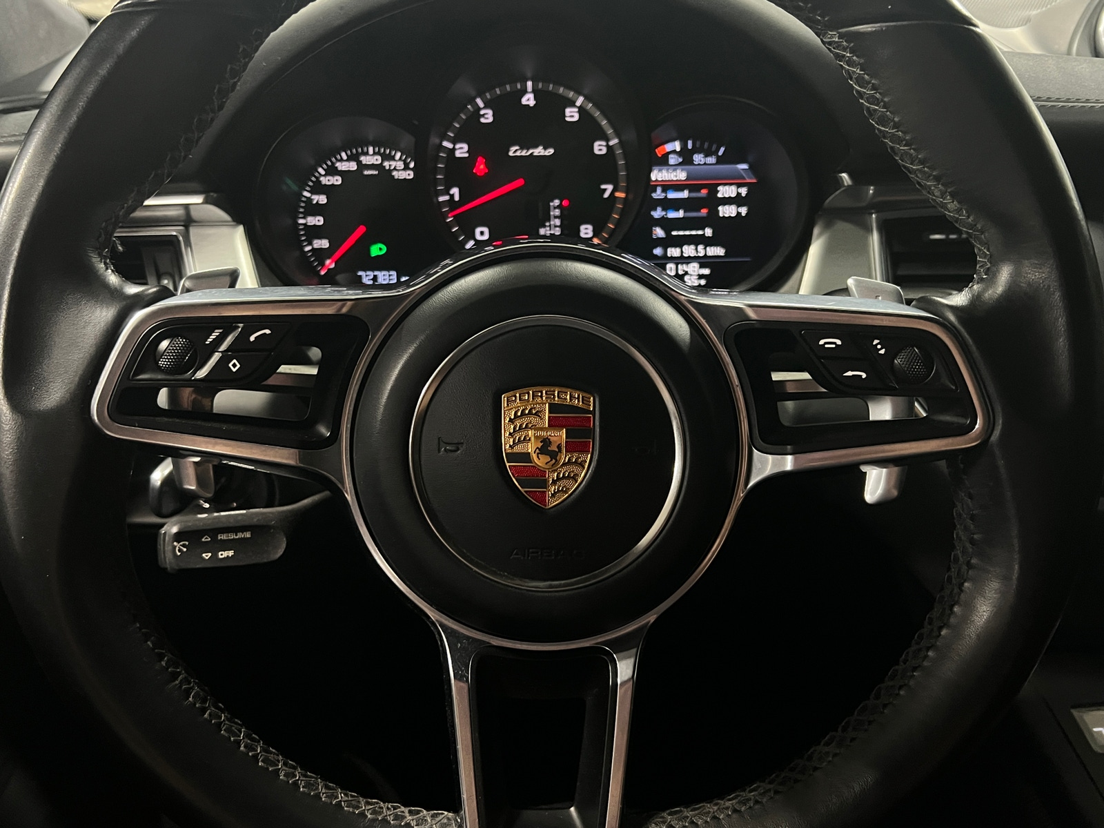 Thumbnail: 2015 Porsche Macan - 4