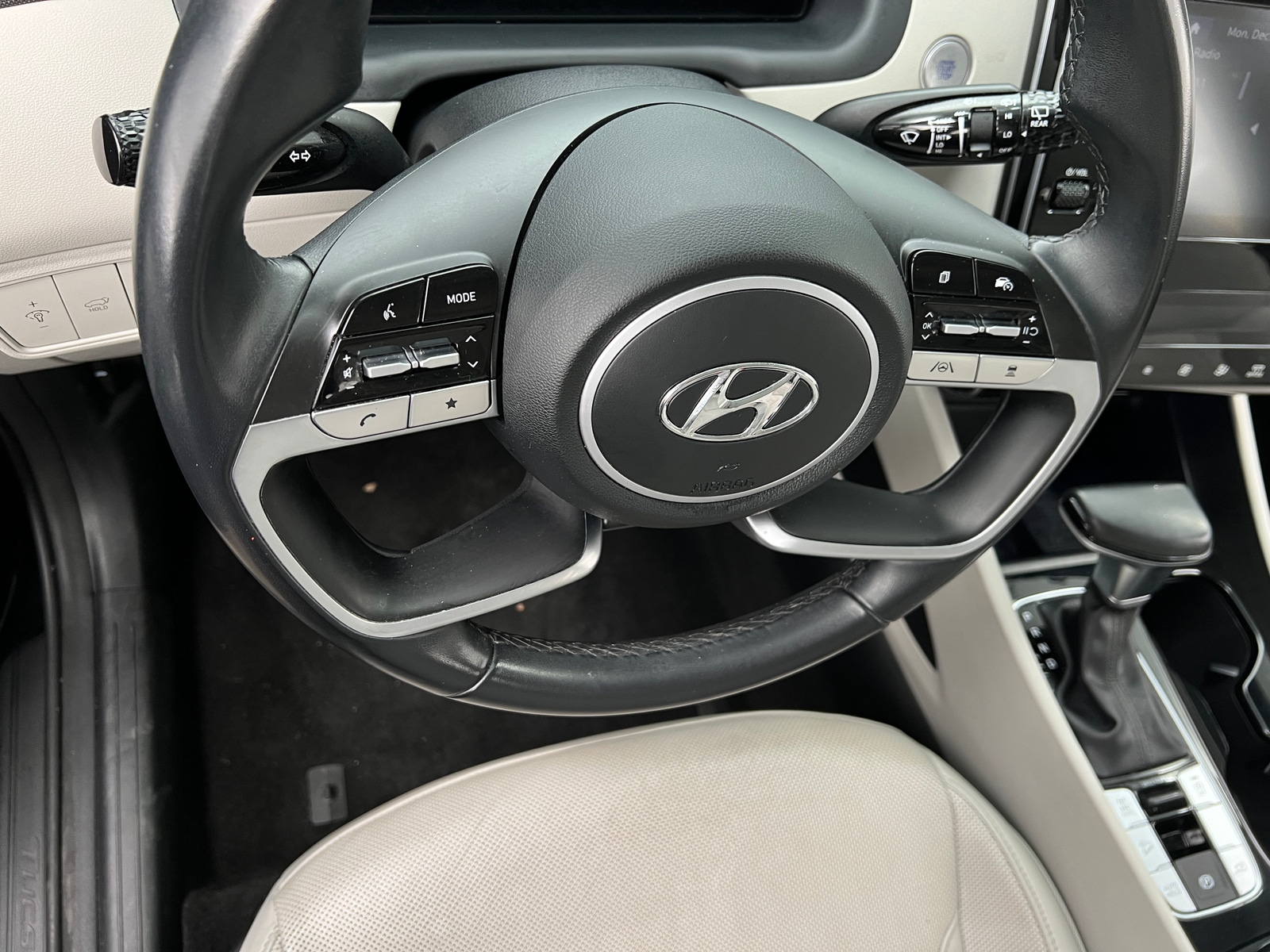 Thumbnail: 2022 Hyundai Tucson - 4