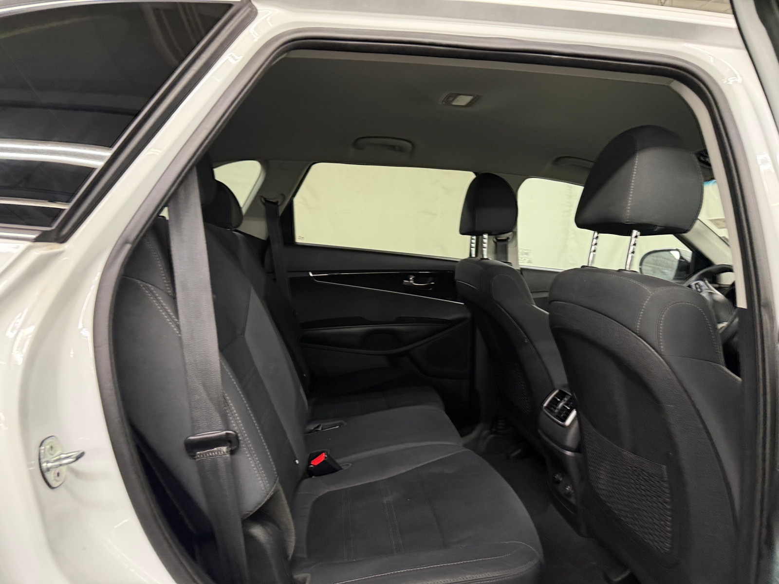 Thumbnail: 2020 Kia Sorento - 6