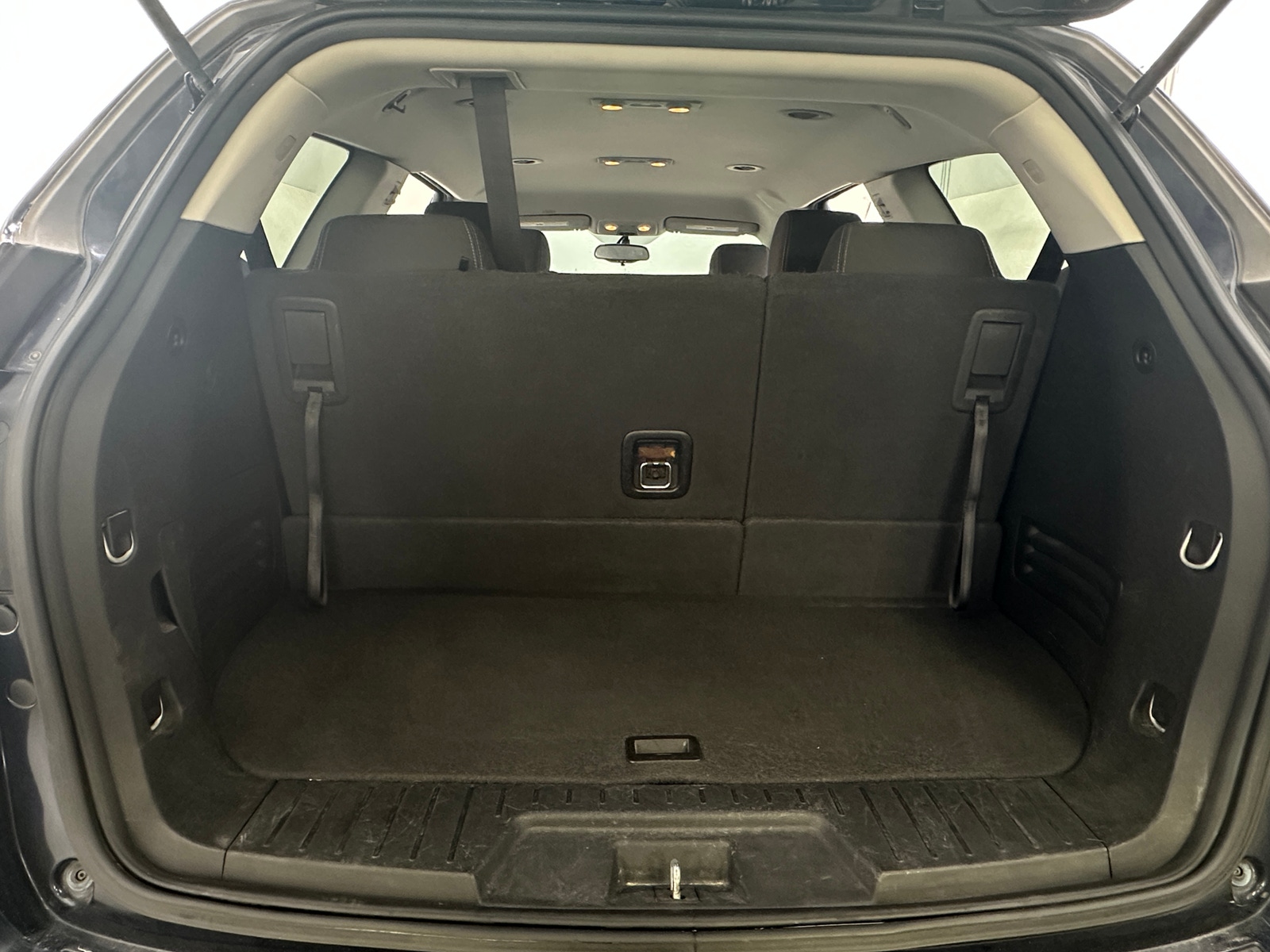 Thumbnail: 2017 Chevrolet Traverse - 7