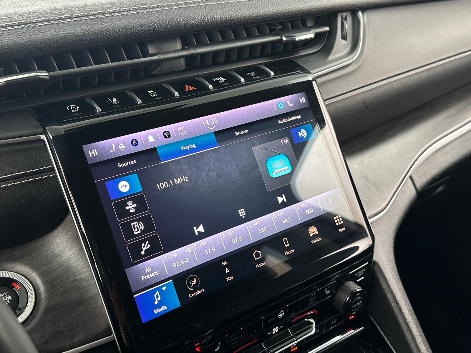 Thumbnail: 2023 Jeep Grand Cherokee - 3