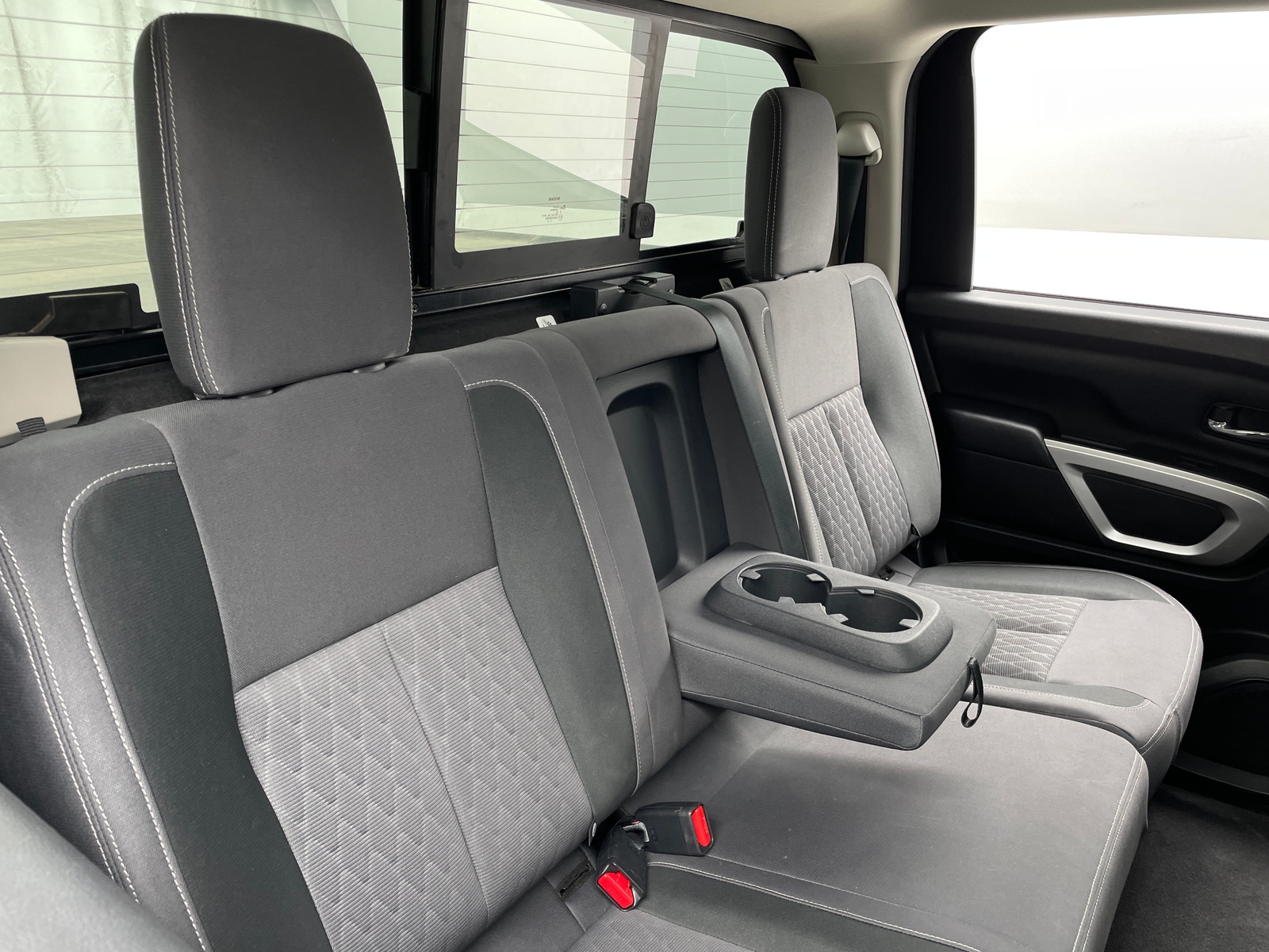 Thumbnail: 2022 Nissan Titan - 6