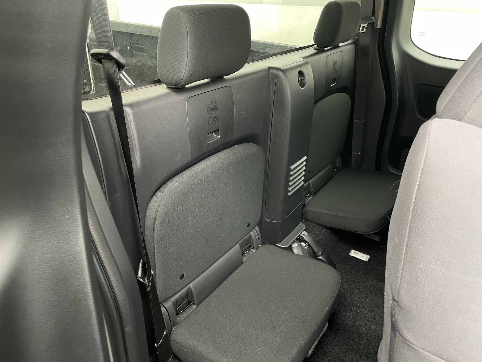 Thumbnail: 2024 Nissan Frontier - 6