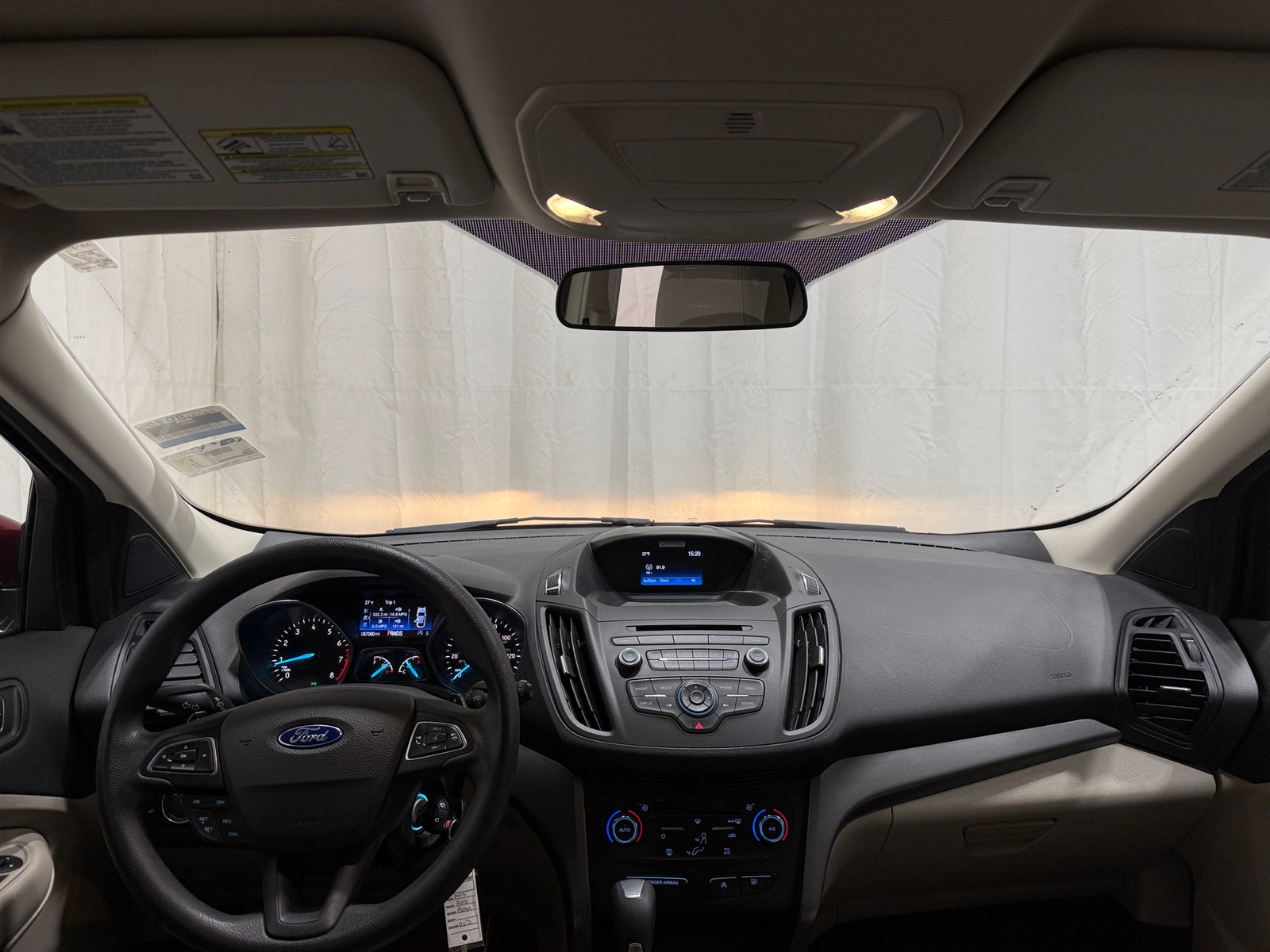 Thumbnail: 2017 Ford Escape - 3