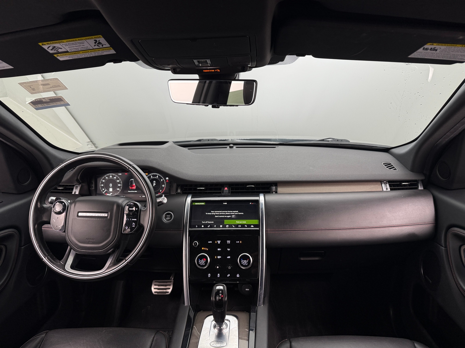 Thumbnail: 2020 Land Rover Discovery Sport - 2