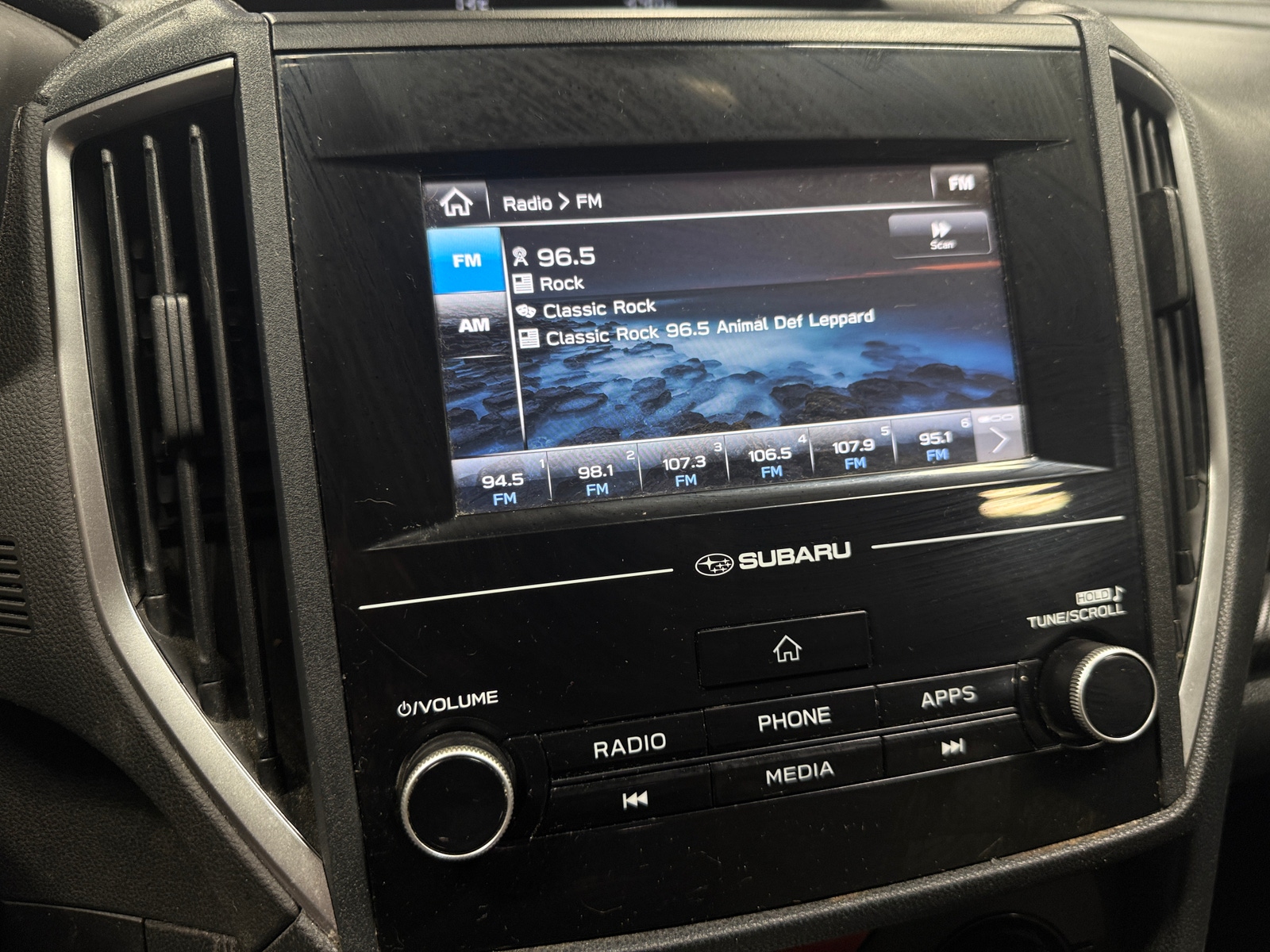 Thumbnail: 2017 Subaru Impreza - 4