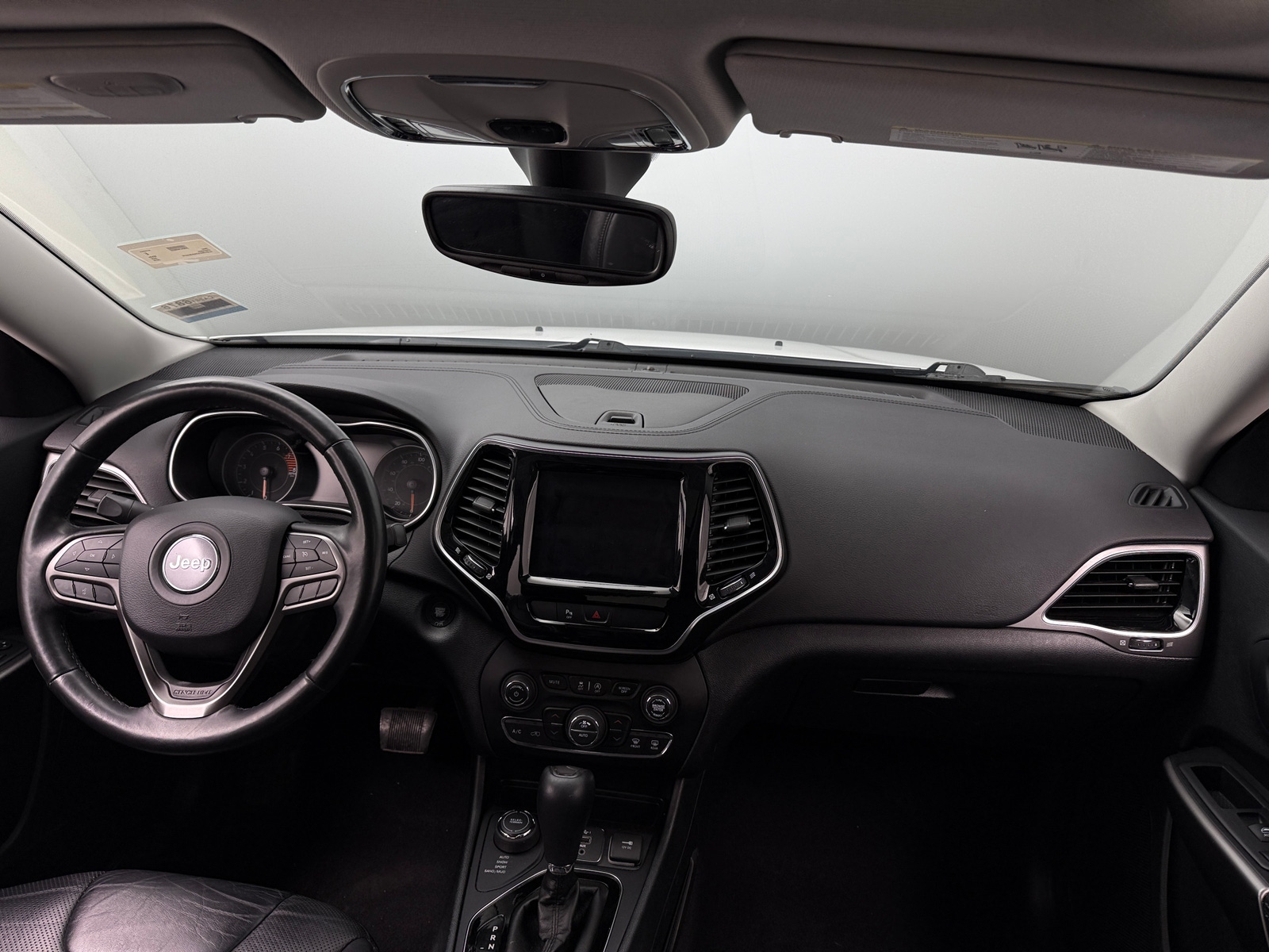 Thumbnail: 2019 Jeep Cherokee - 2