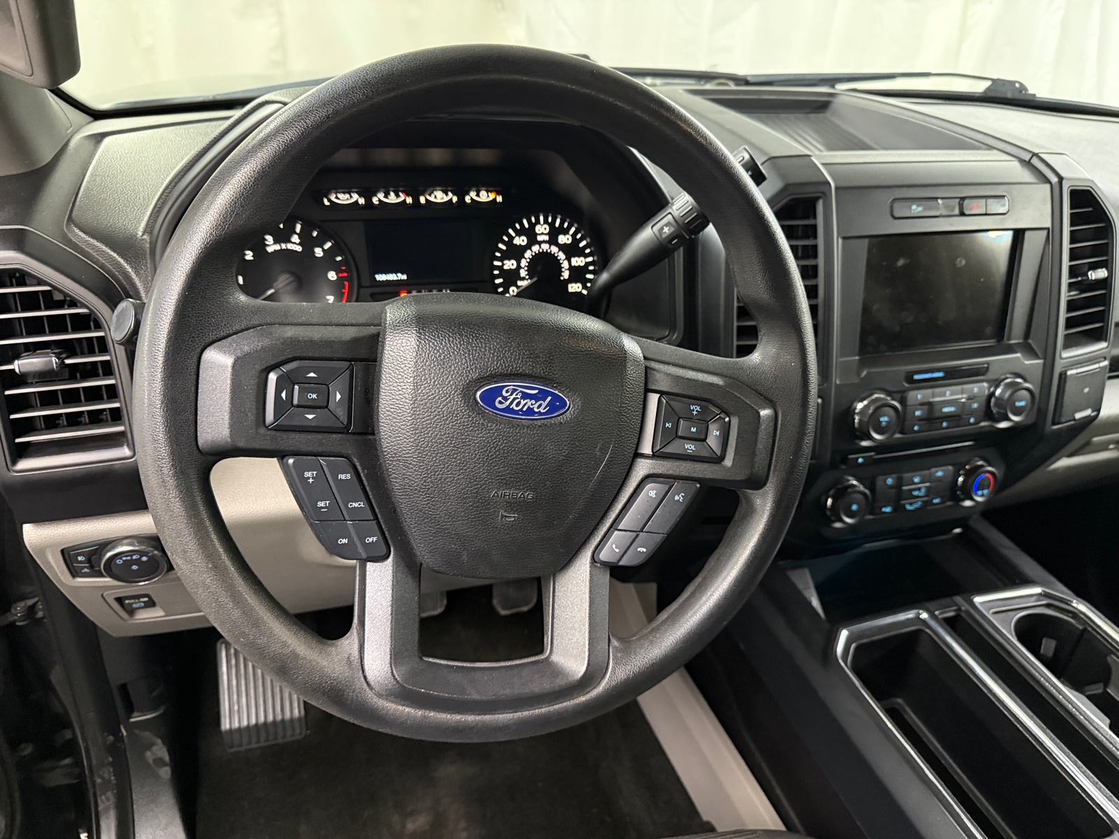 Thumbnail: 2018 Ford Econoline - 5