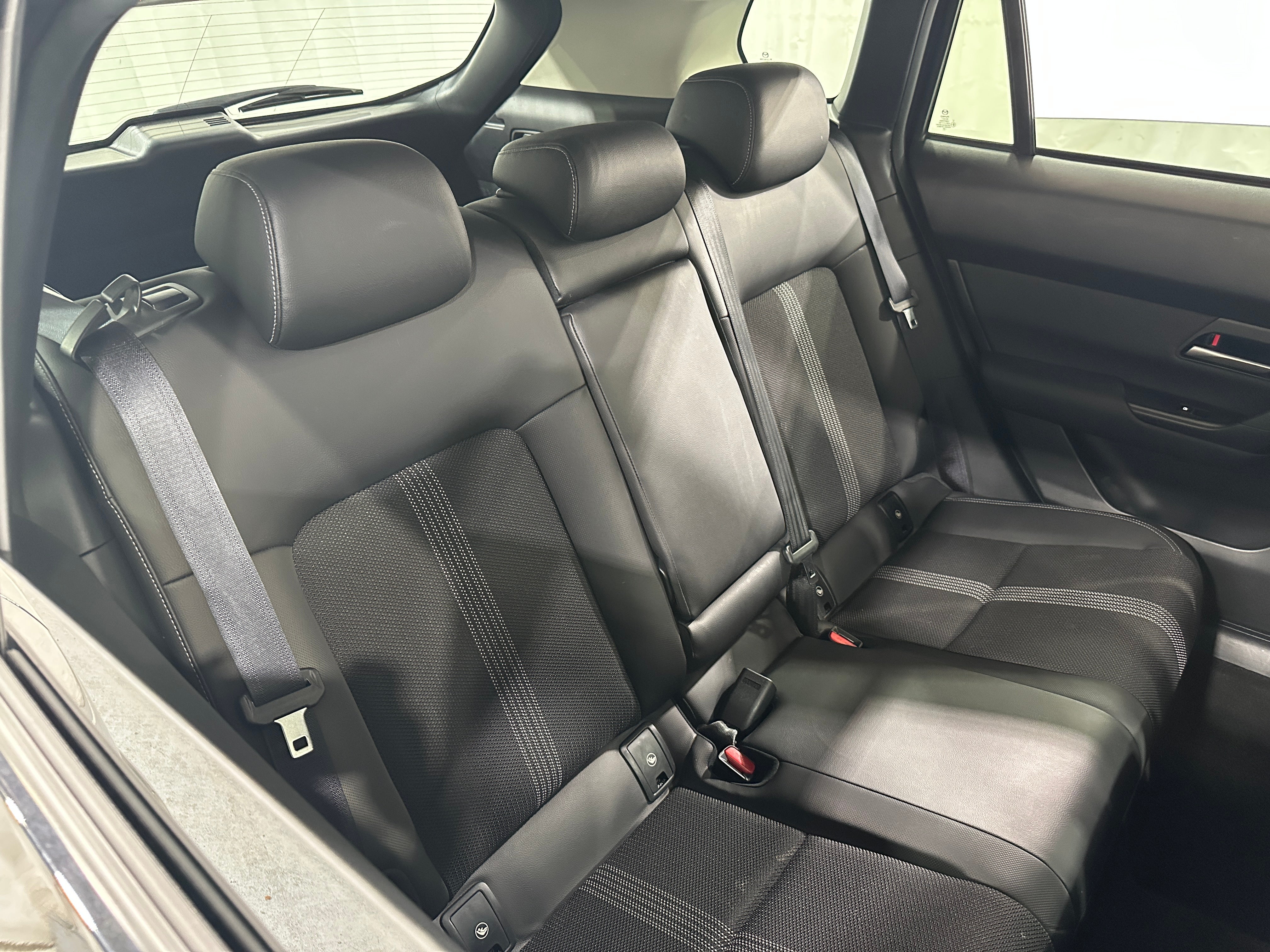 Thumbnail: 2025 Mazda CX-50 - 5