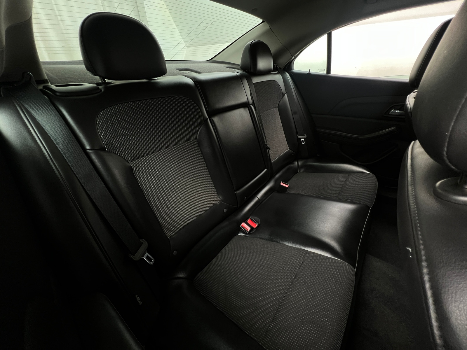 Thumbnail: 2016 Chevrolet Malibu - 5