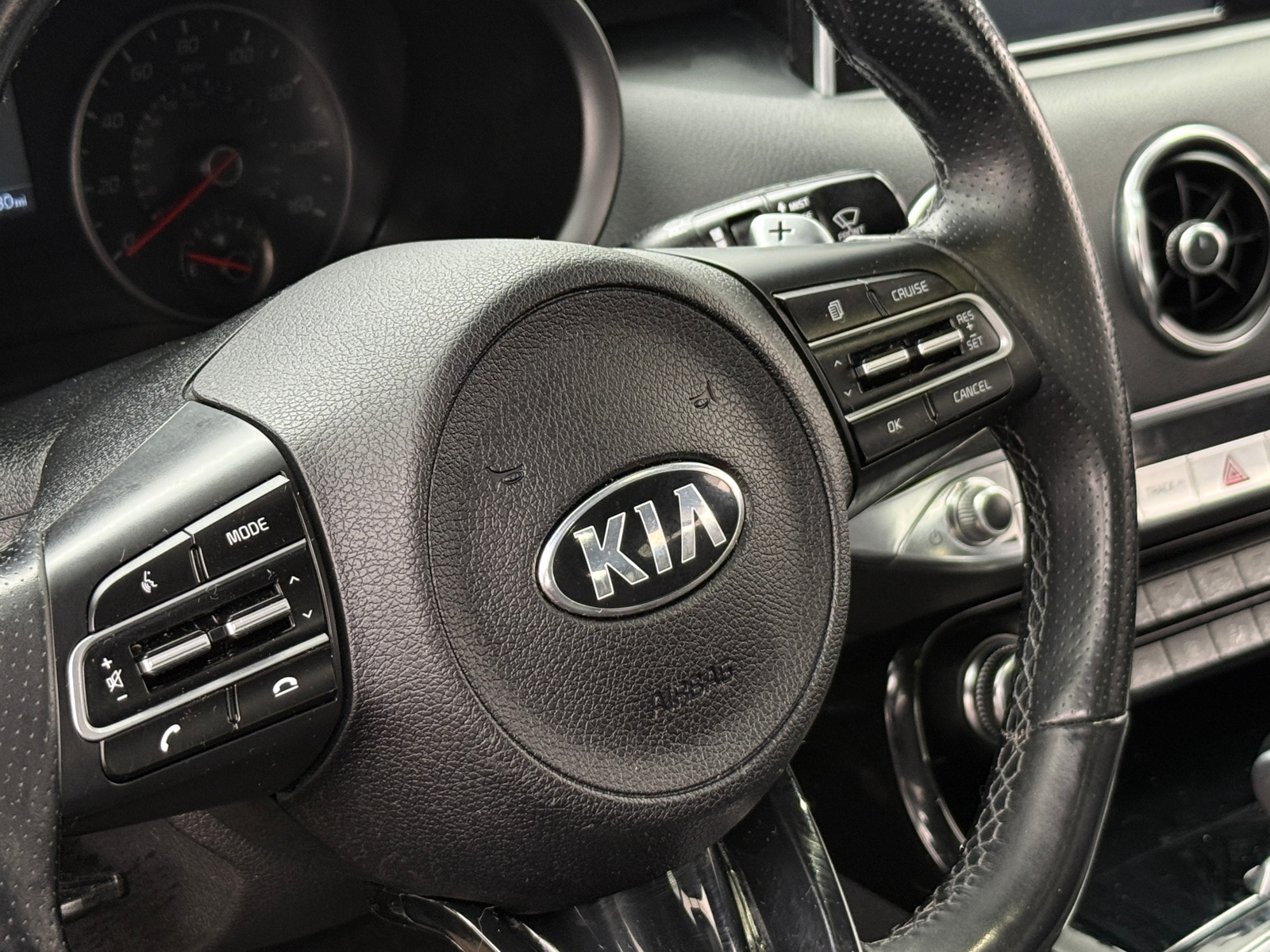 Thumbnail: 2021 Kia Stinger - 4