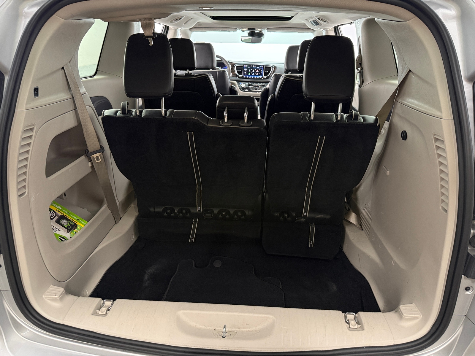 Thumbnail: 2024 Chrysler Pacifica - 6