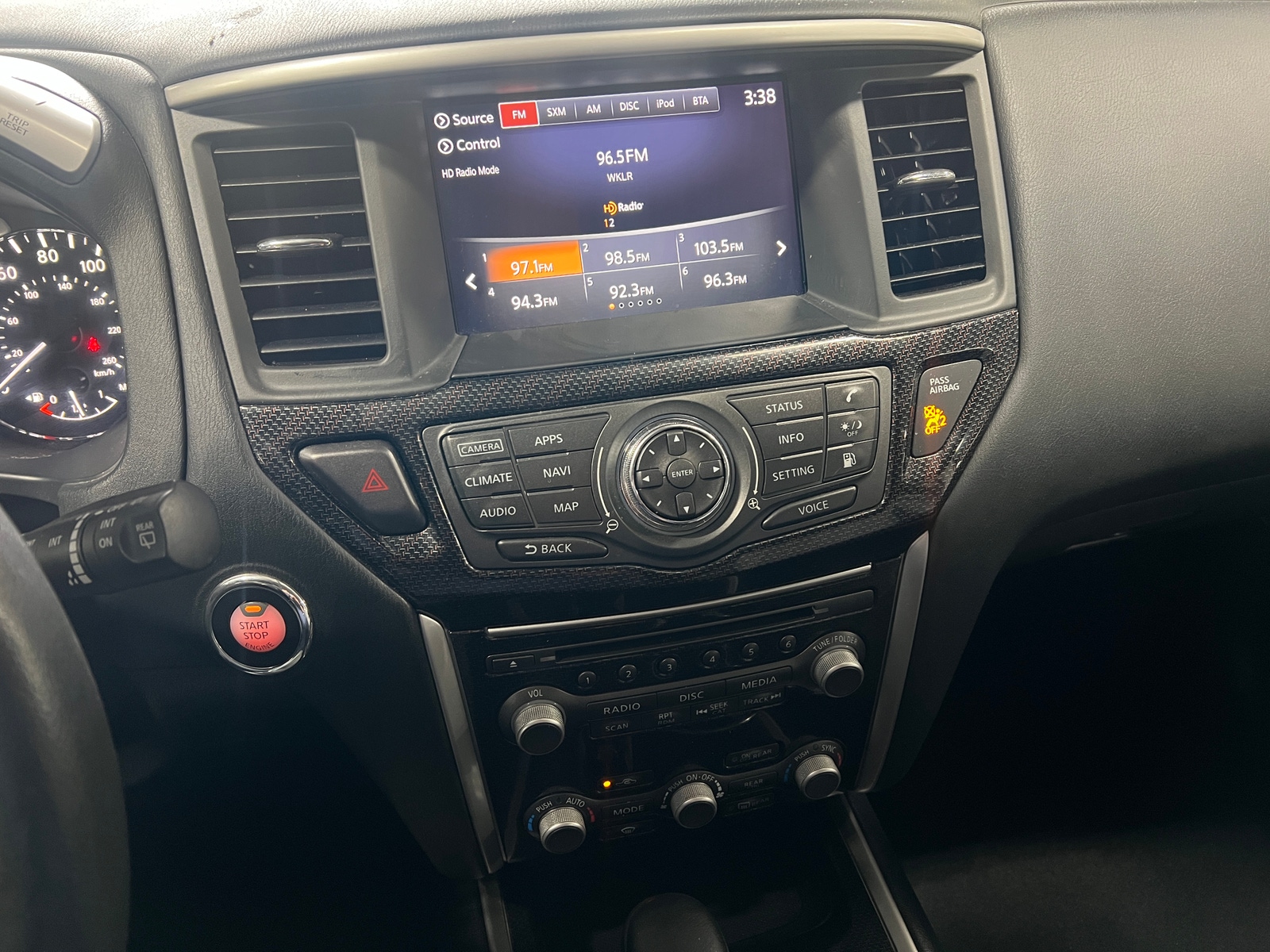 Thumbnail: 2020 Nissan Pathfinder - 3