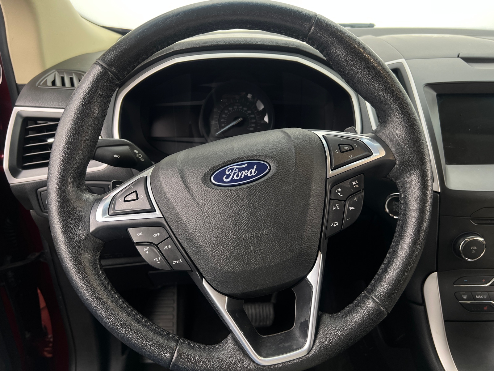 Thumbnail: 2018 Ford Edge - 4