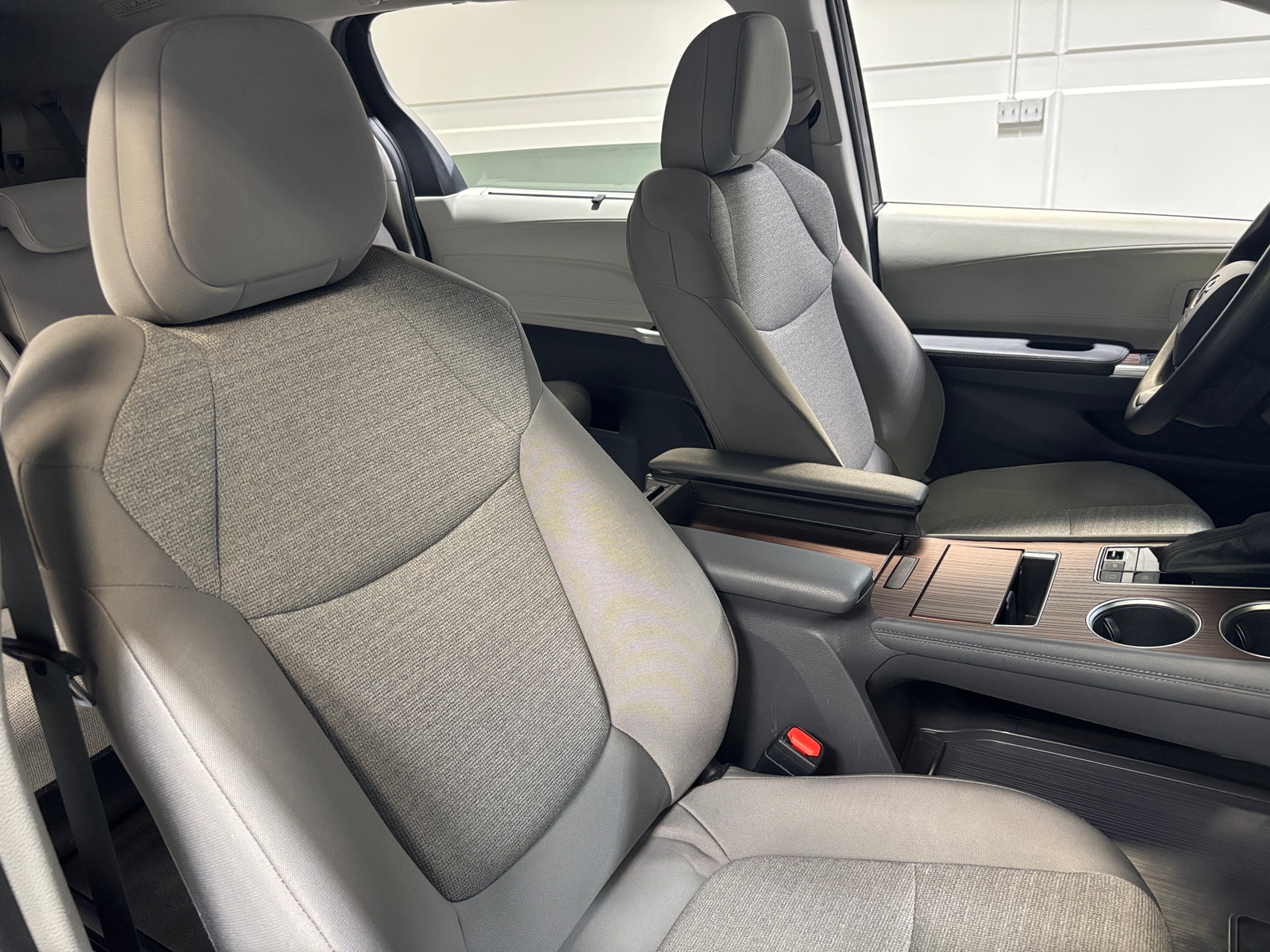 Thumbnail: 2024 Toyota Sienna - 2