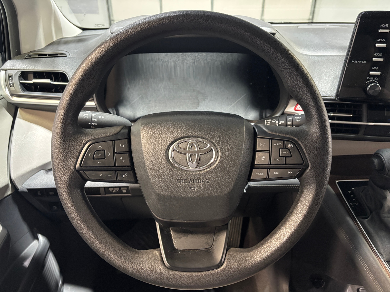 Thumbnail: 2024 Toyota Sienna - 5