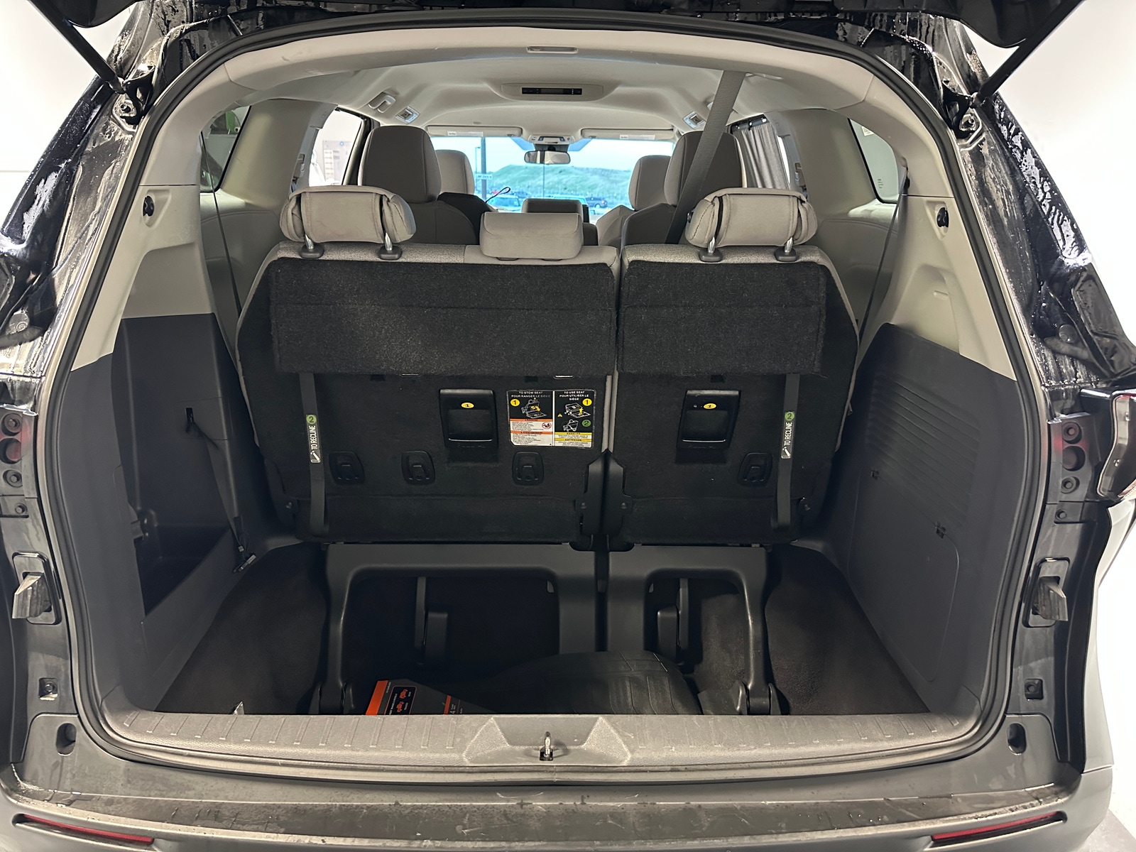 Thumbnail: 2024 Toyota Sienna - 7