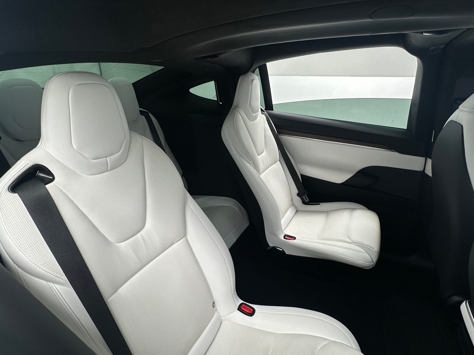 Thumbnail: 2022 Tesla Model X - 5