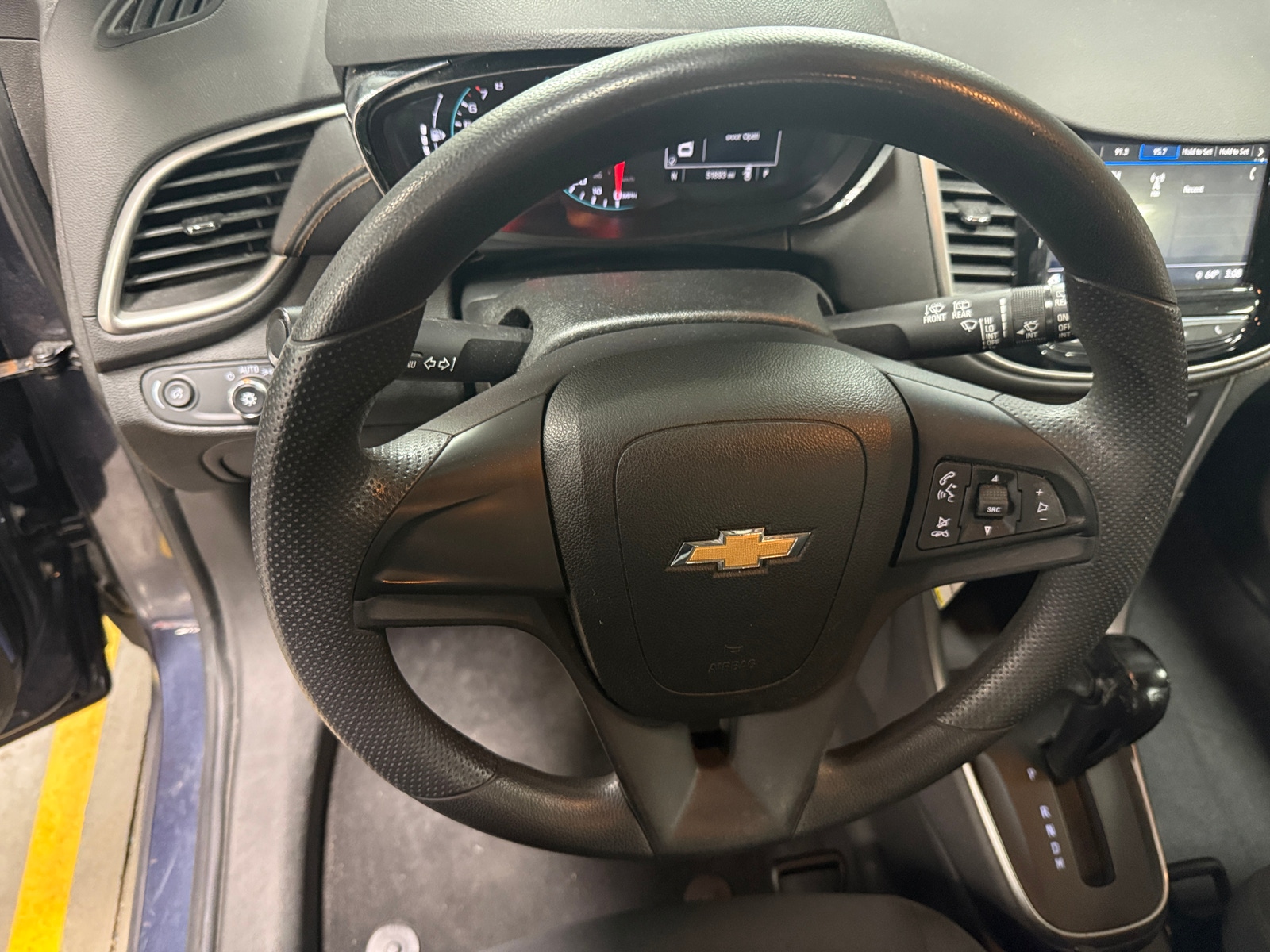 Thumbnail: 2018 Chevrolet Trax - 5