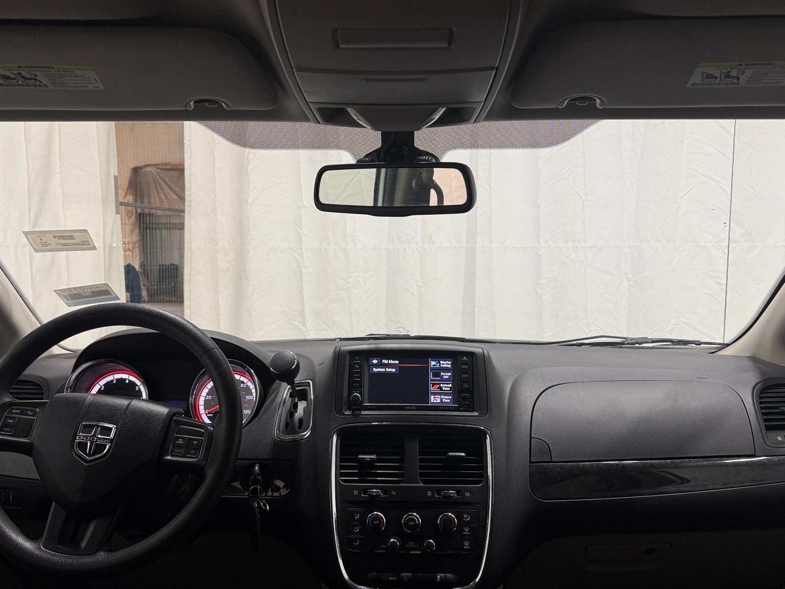 Thumbnail: 2018 Dodge Grand Caravan - 3