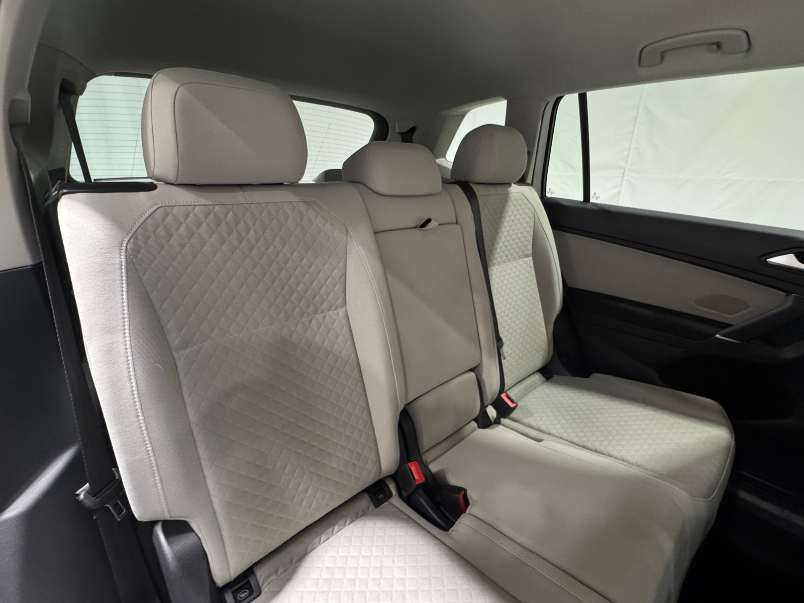 Thumbnail: 2020 Volkswagen Tiguan - 6