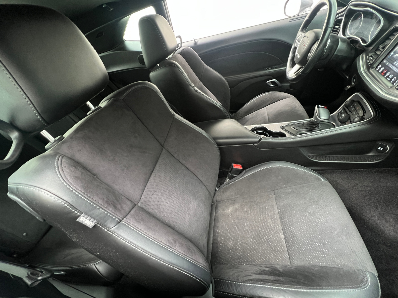 Thumbnail: 2017 Dodge Challenger - 2