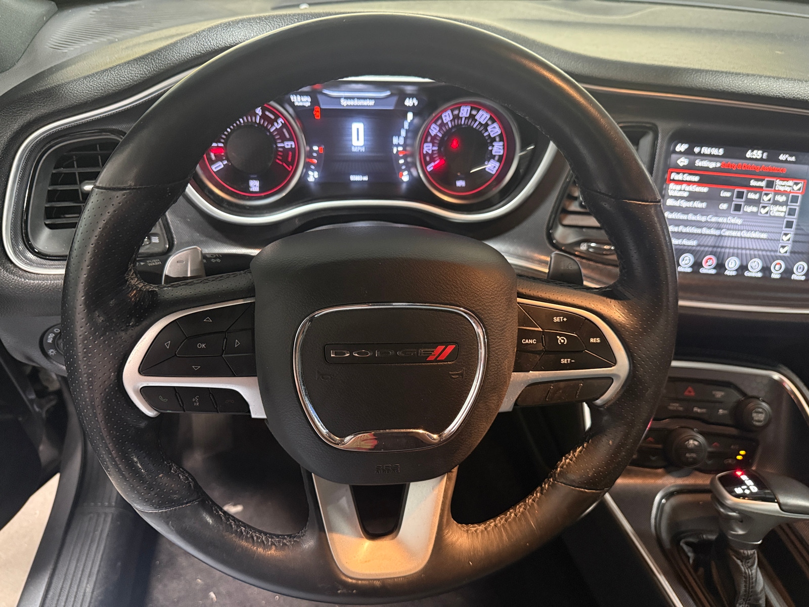 Thumbnail: 2017 Dodge Challenger - 4