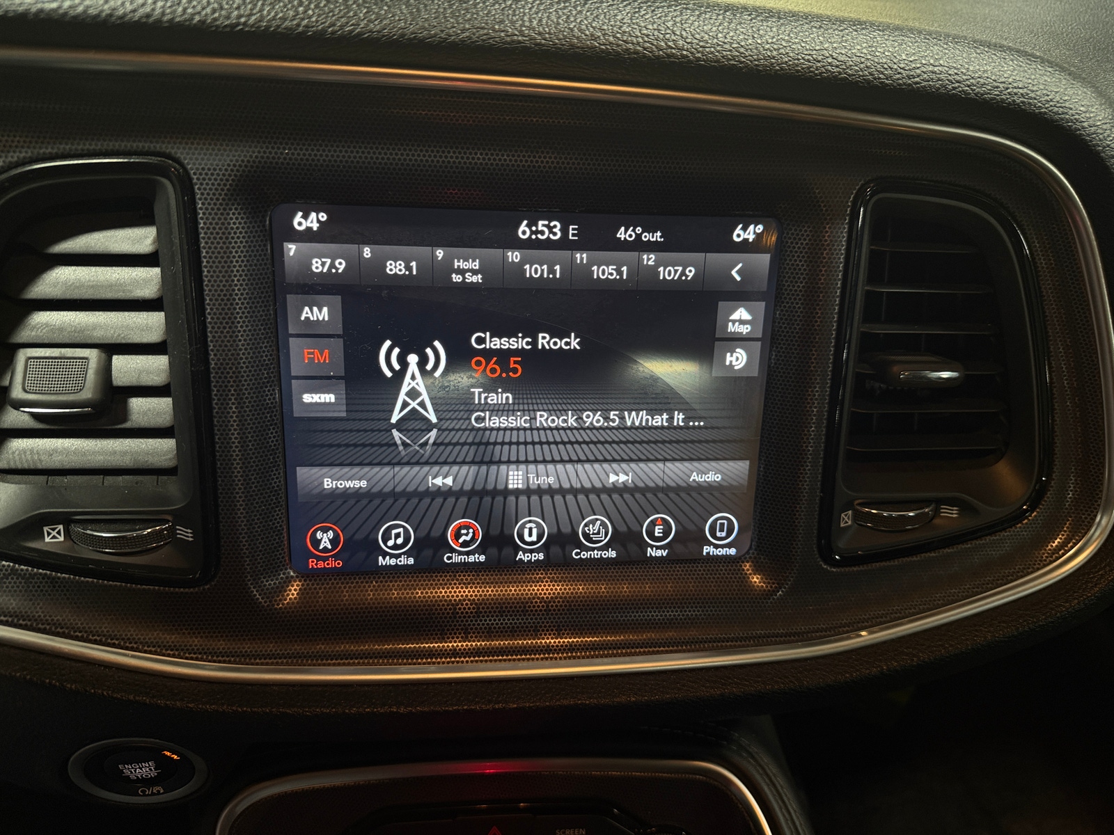 Thumbnail: 2017 Dodge Challenger - 3