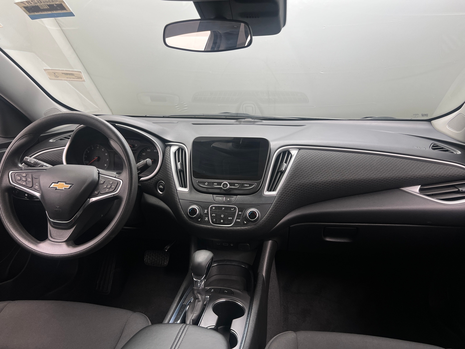 Thumbnail: 2024 Chevrolet Malibu - 3