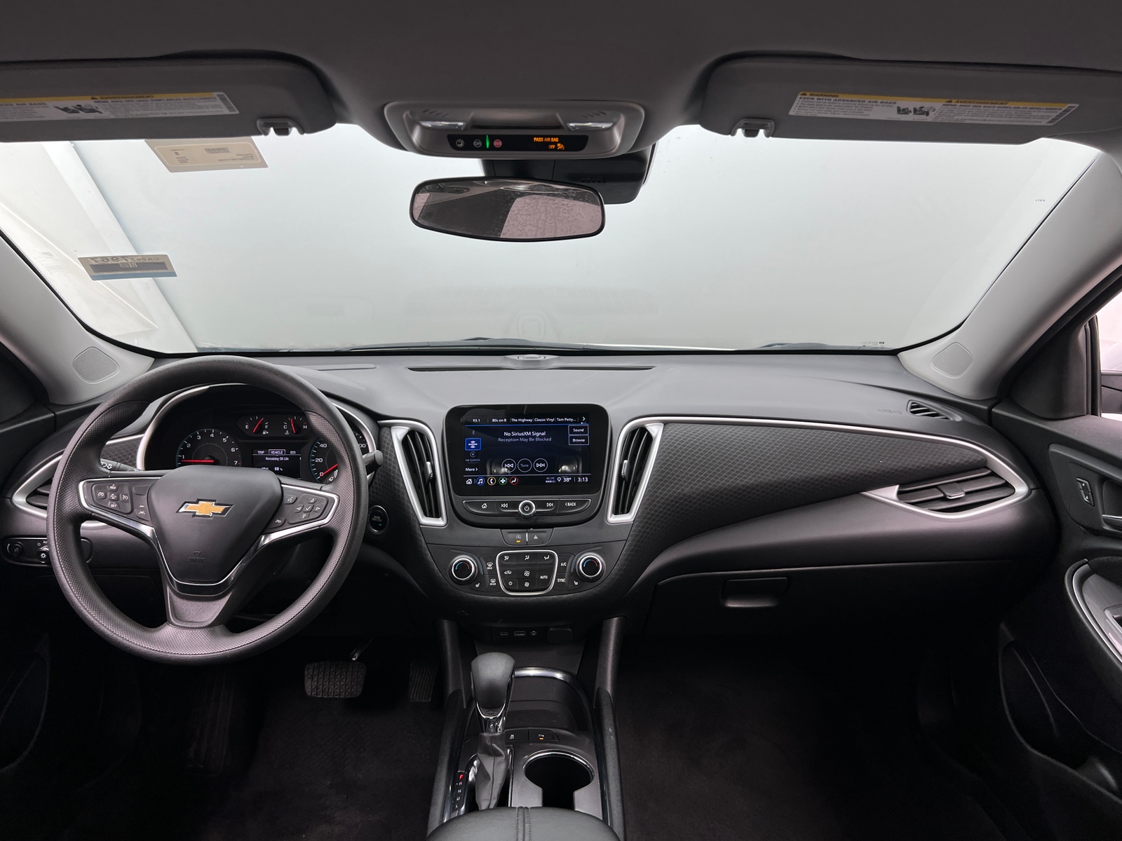 Thumbnail: 2024 Chevrolet Malibu - 3