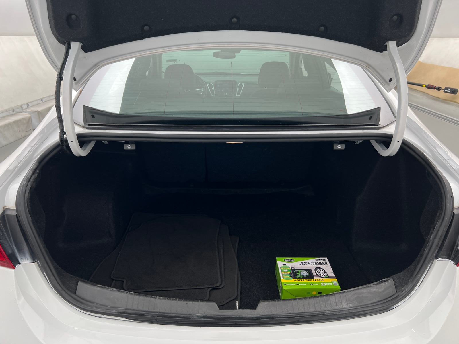 Thumbnail: 2024 Chevrolet Malibu - 7