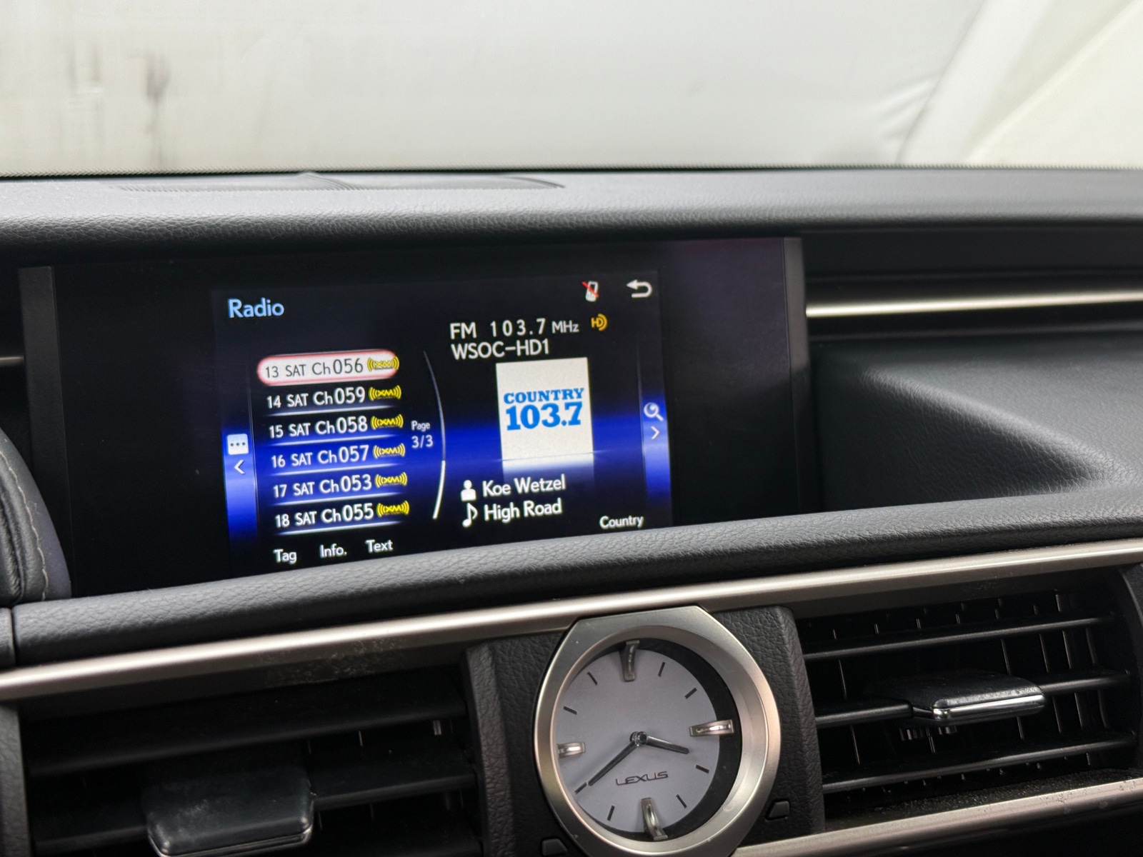 Thumbnail: 2017 Lexus RC - 2