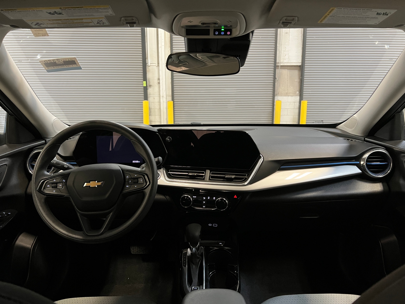 Thumbnail: 2025 Chevrolet Trax - 3