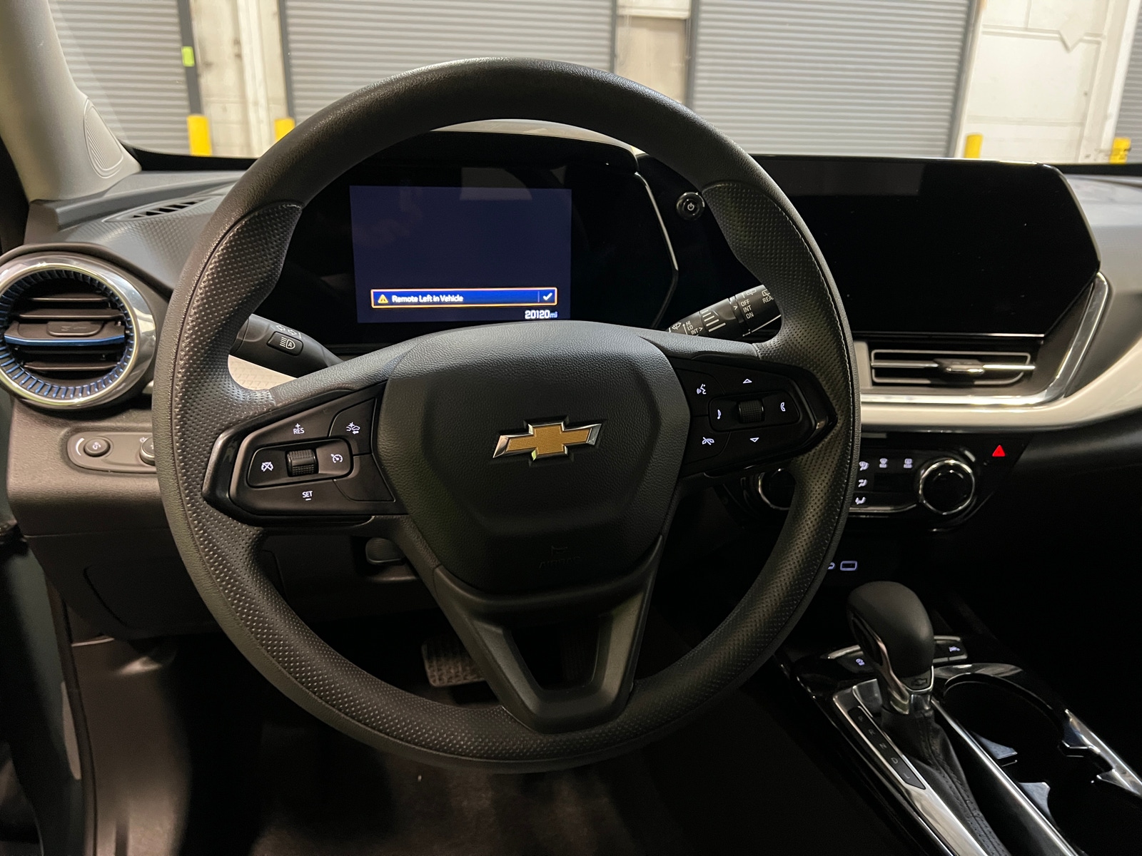 Thumbnail: 2025 Chevrolet Trax - 5