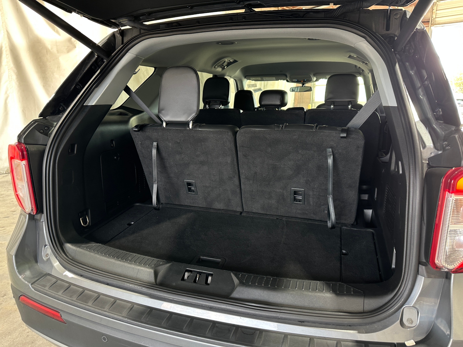 Thumbnail: 2024 Ford Explorer - 6