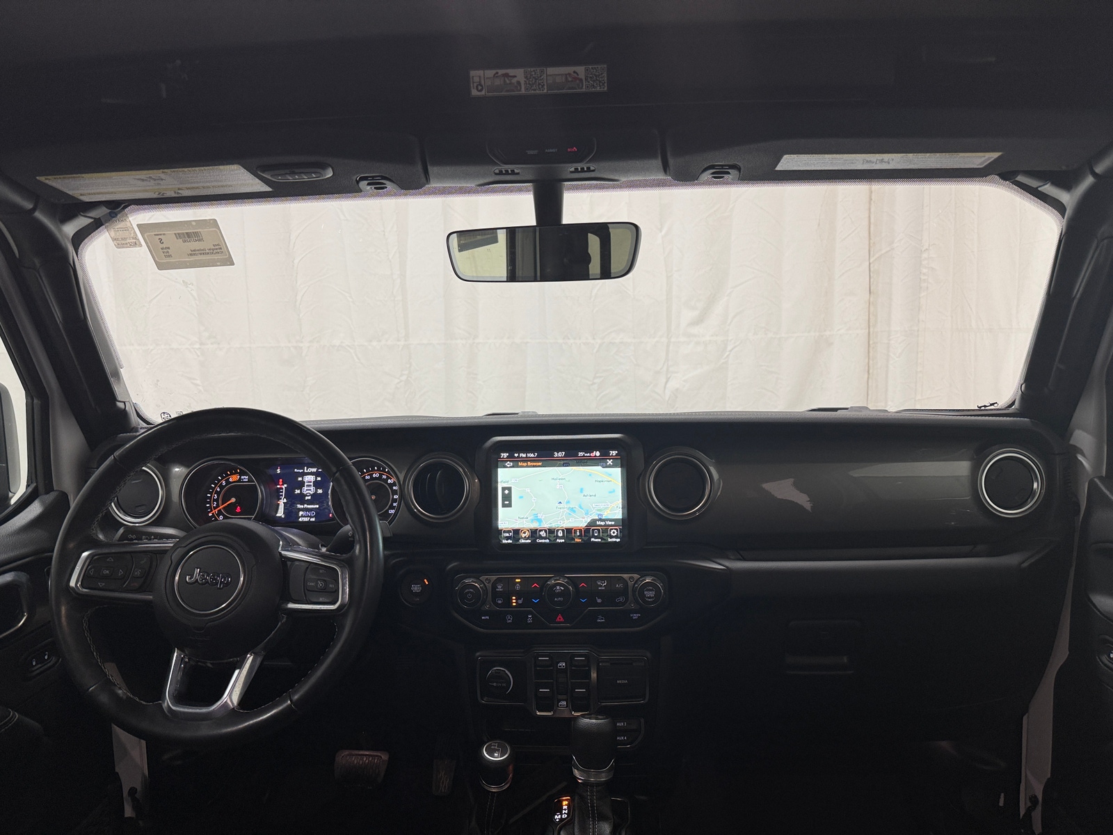 Thumbnail: 2022 Jeep Wrangler - 3