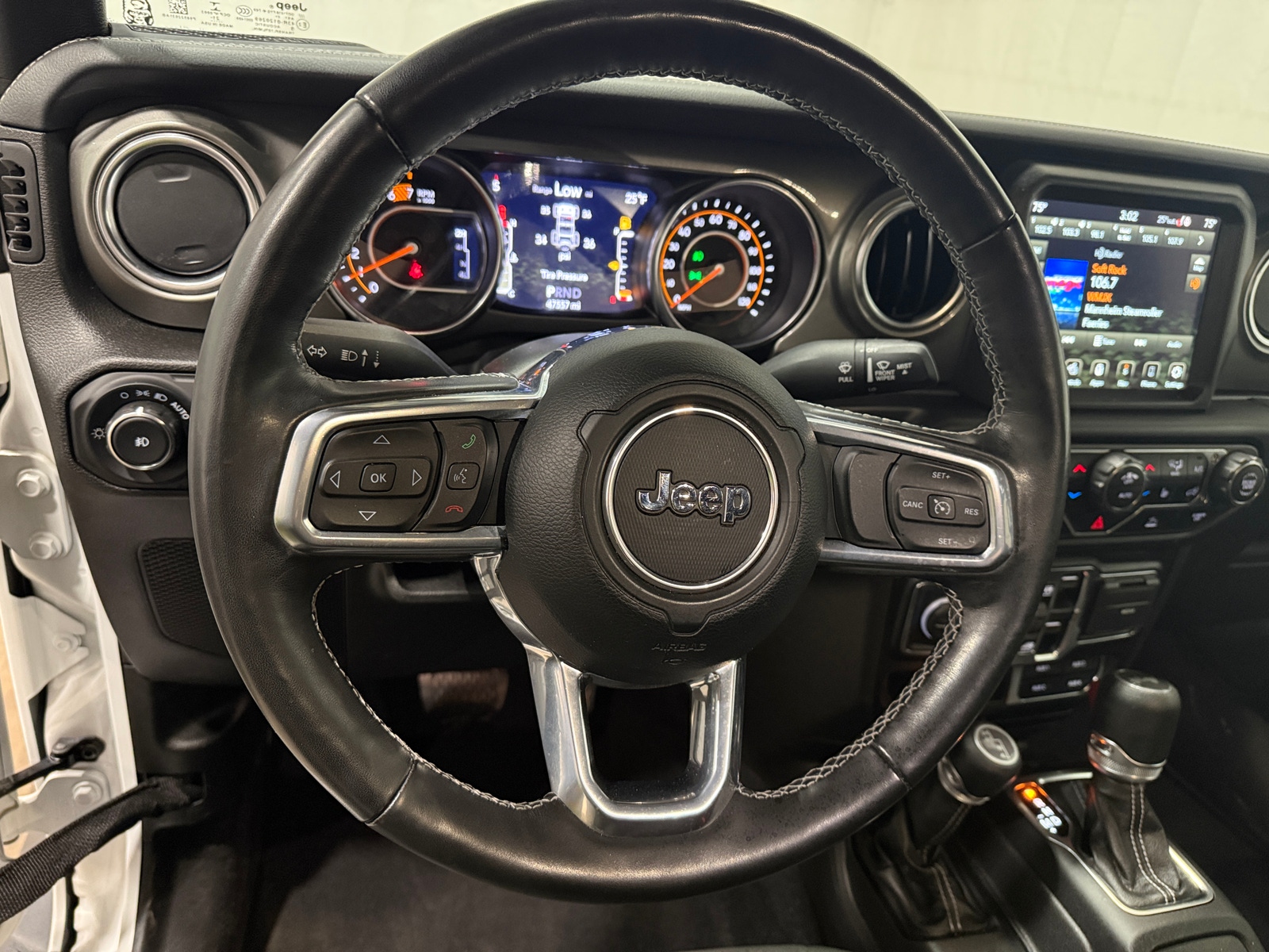 Thumbnail: 2022 Jeep Wrangler - 5