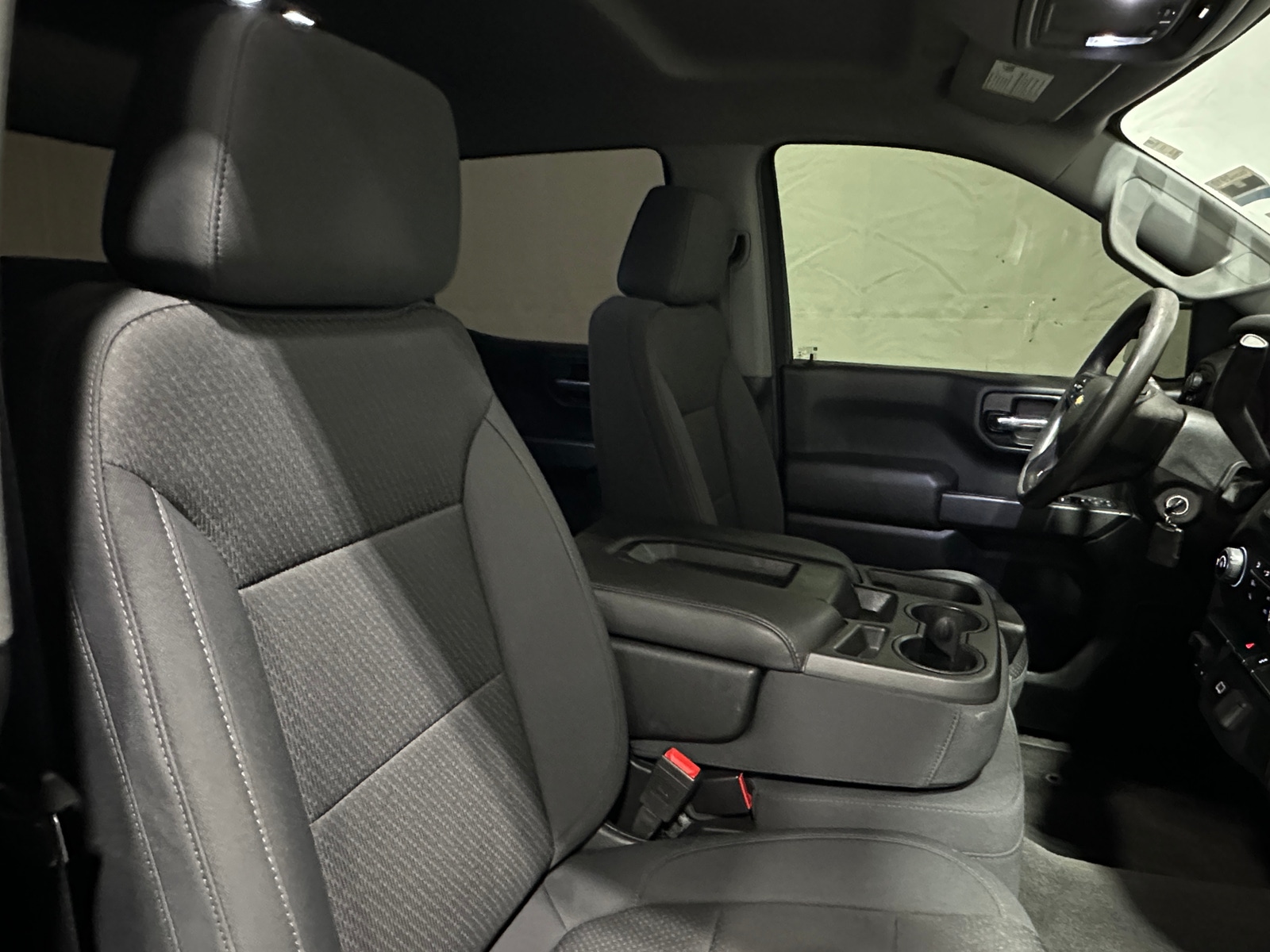 Thumbnail: 2020 Chevrolet Silverado 1500 - 2