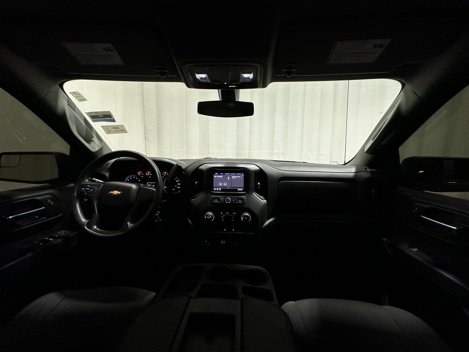 Thumbnail: 2020 Chevrolet Silverado 1500 - 3