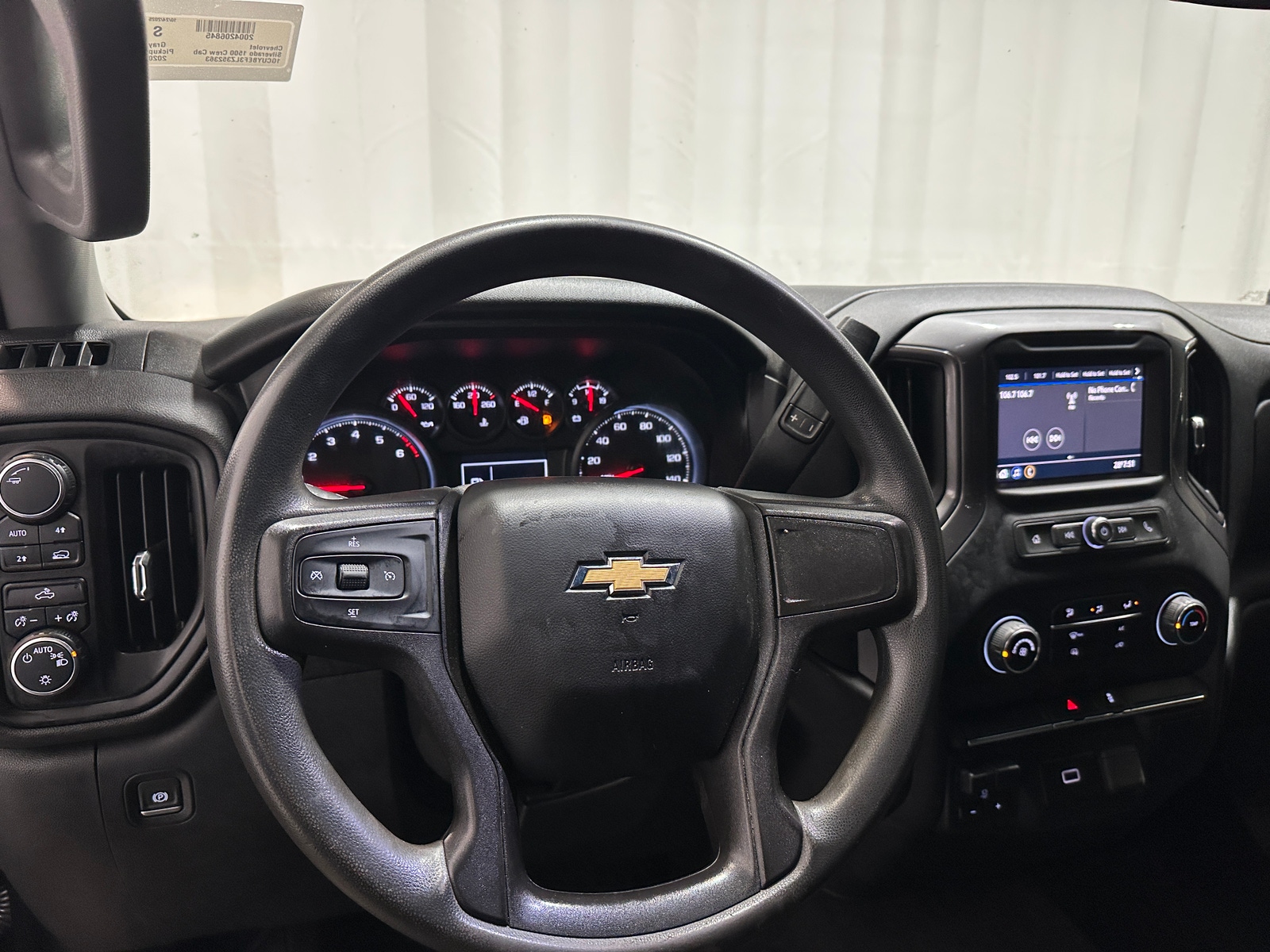 Thumbnail: 2020 Chevrolet Silverado 1500 - 5