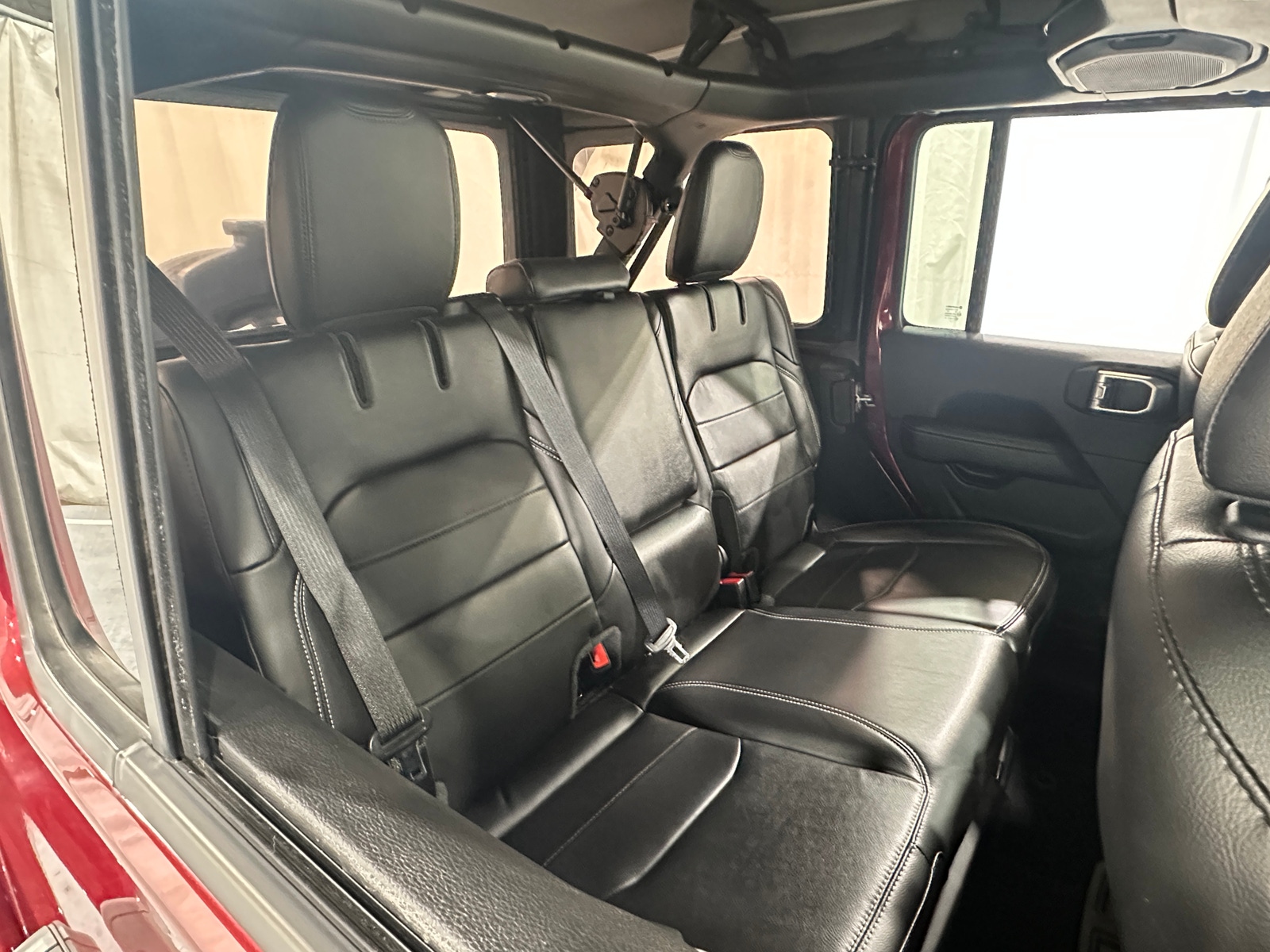 Thumbnail: 2021 Jeep Wrangler - 5