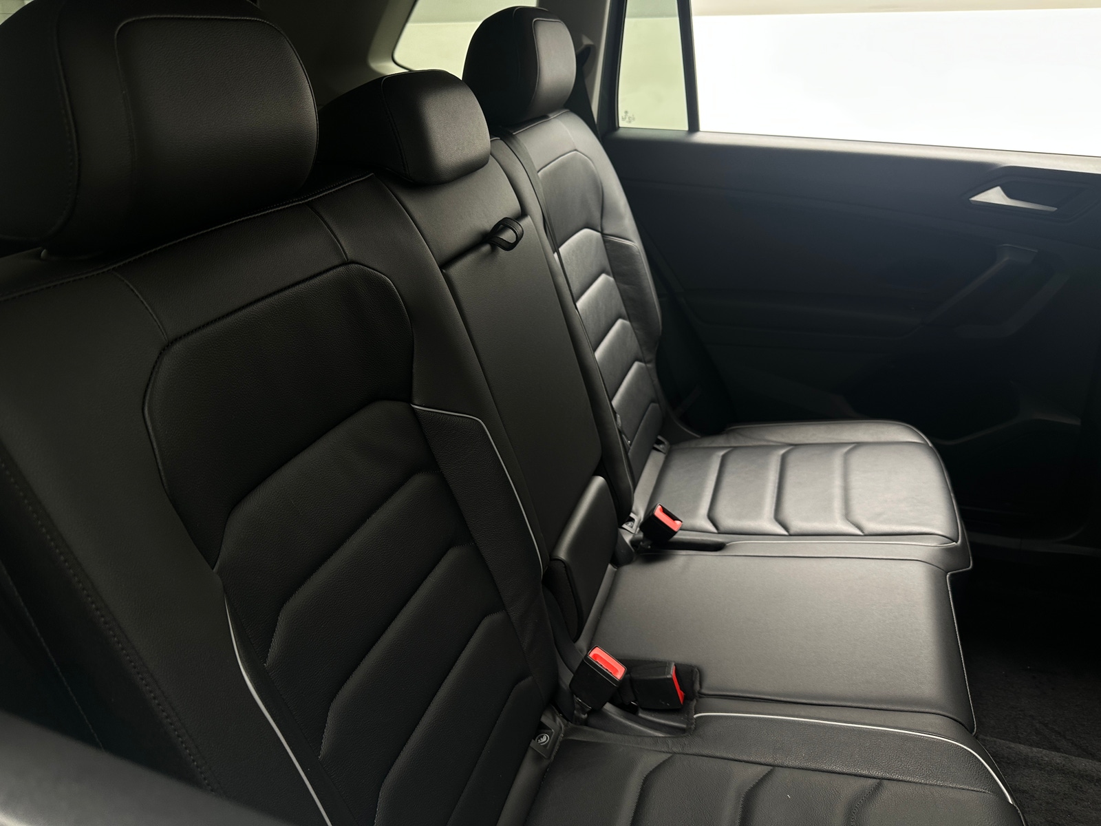 Thumbnail: 2019 Volkswagen Tiguan - 5