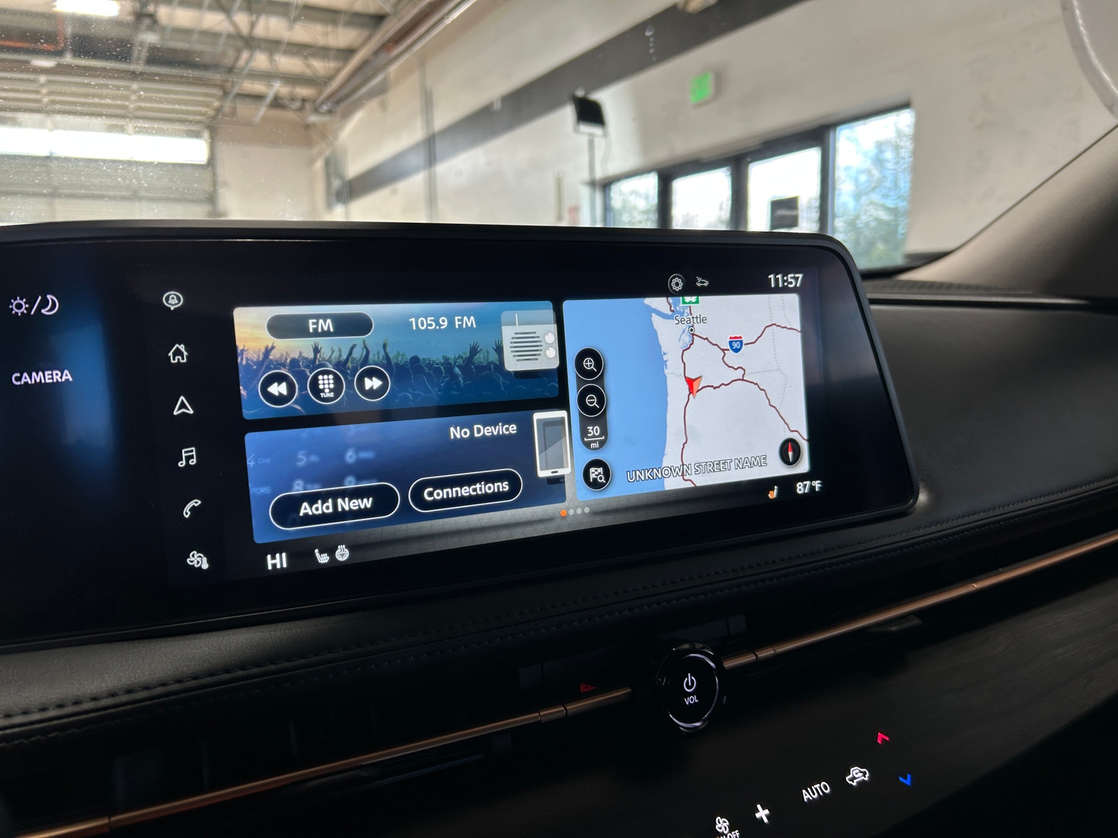 Thumbnail: 2025 Nissan Ariya - 3