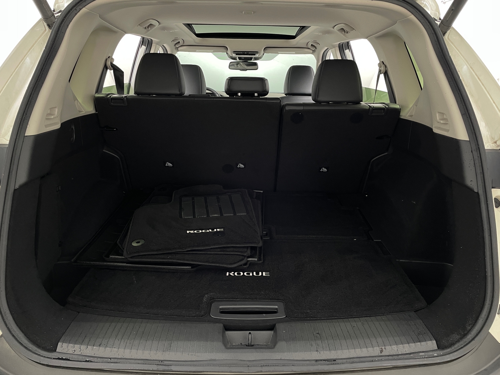 Thumbnail: 2023 Nissan Rogue - 6