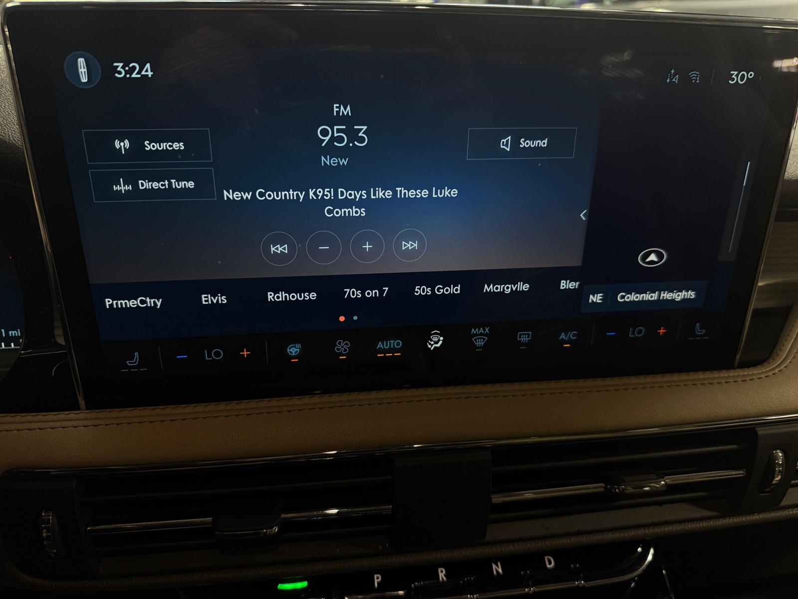 Thumbnail: 2023 Lincoln Corsair - 3