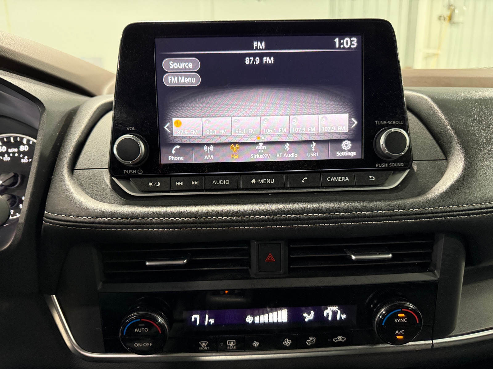 Thumbnail: 2023 Nissan Rogue - 4