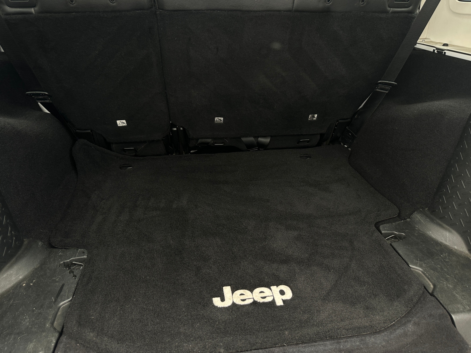 Thumbnail: 2017 Jeep Wrangler - 6