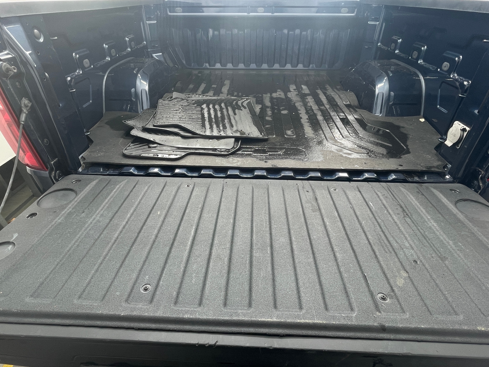 Thumbnail: 2022 Chevrolet Silverado 1500 - 7